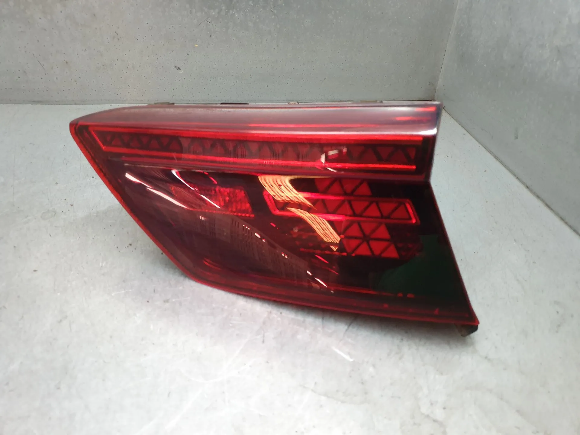 Fanale Destro Baule VOLKSWAGEN Tiguan (5N)