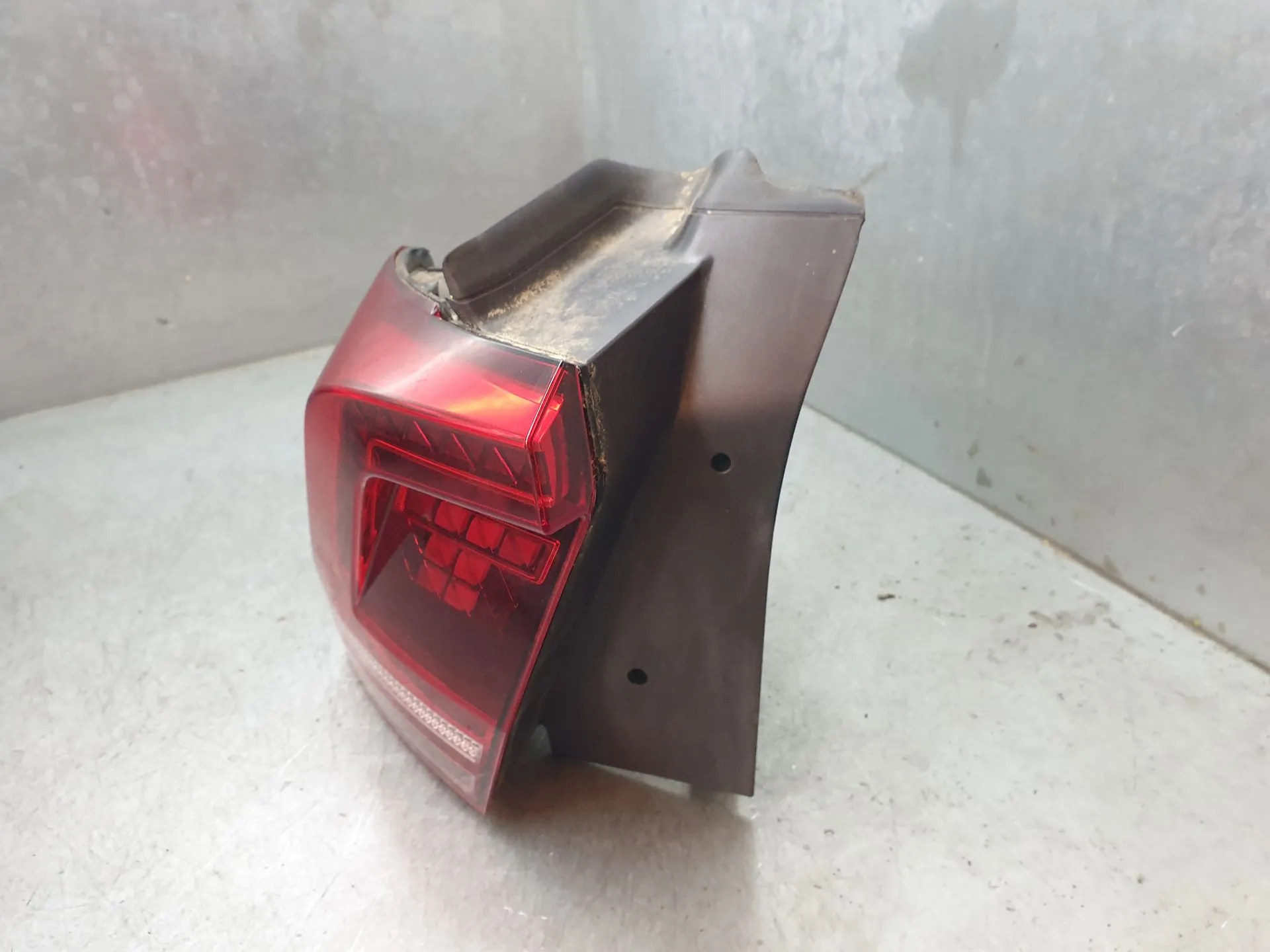 Feu arrière Gauche VOLKSWAGEN Tiguan (5N) Imagem-2