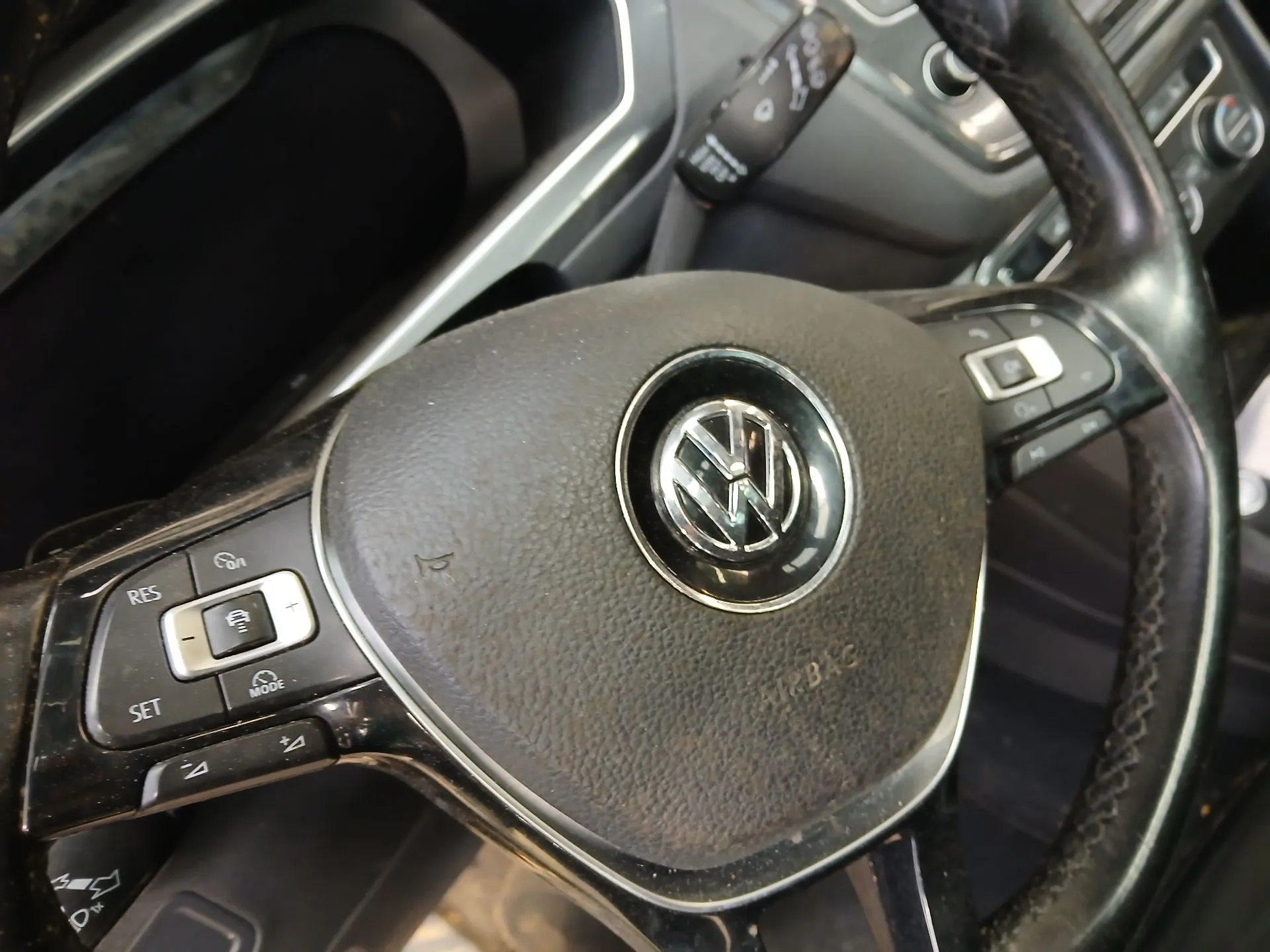 Frente Completa VOLKSWAGEN Tiguan (5N) Imagem-3