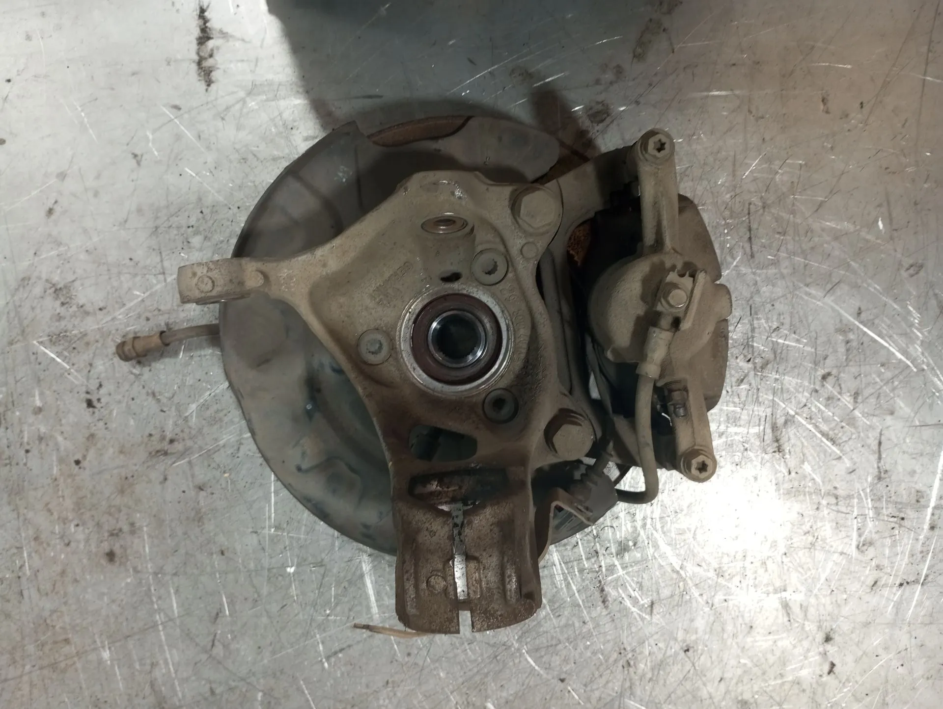 Fusello anteriore destro VOLKSWAGEN Tiguan (5N) Imagem-1