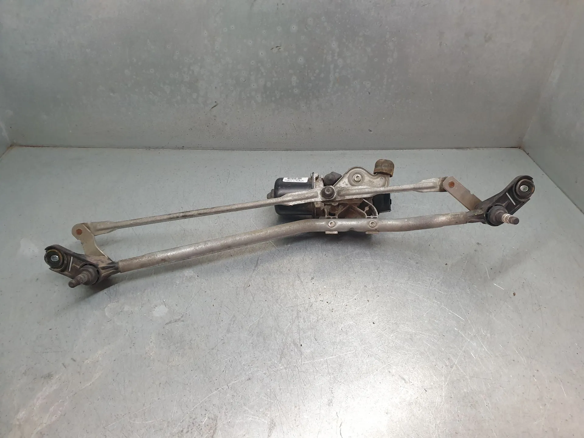 Motor limpa vidros frente RENAULT Kangoo Express (FW0/1_) Imagem-2