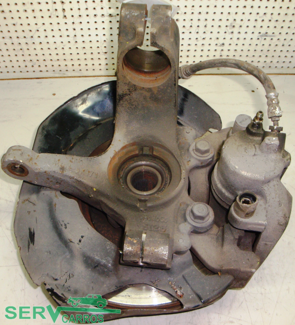 Pinça travão / maxila de travão frente esquerda MAZDA 3 (BK)