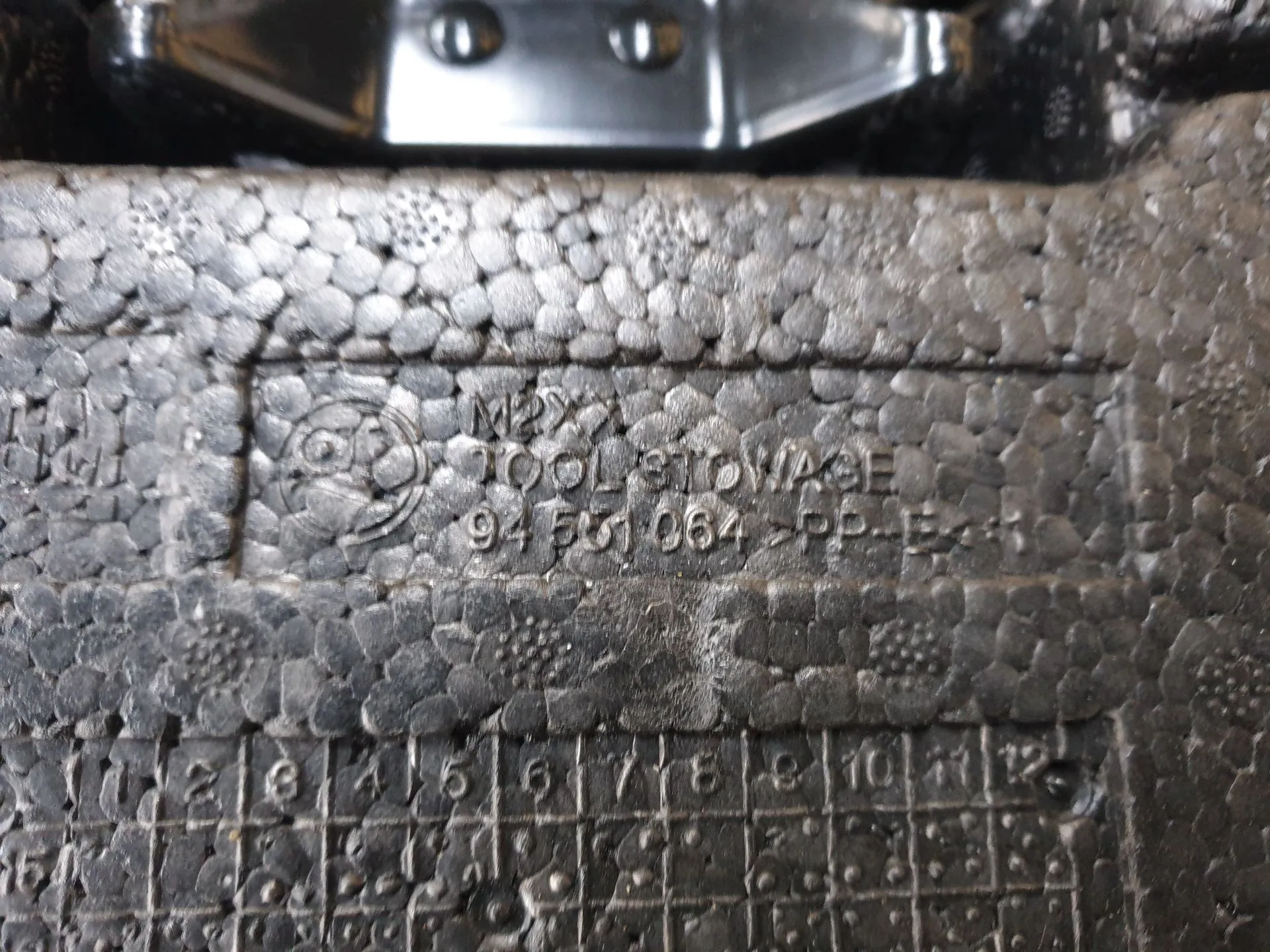 Cric OPEL Karl Imagem-2