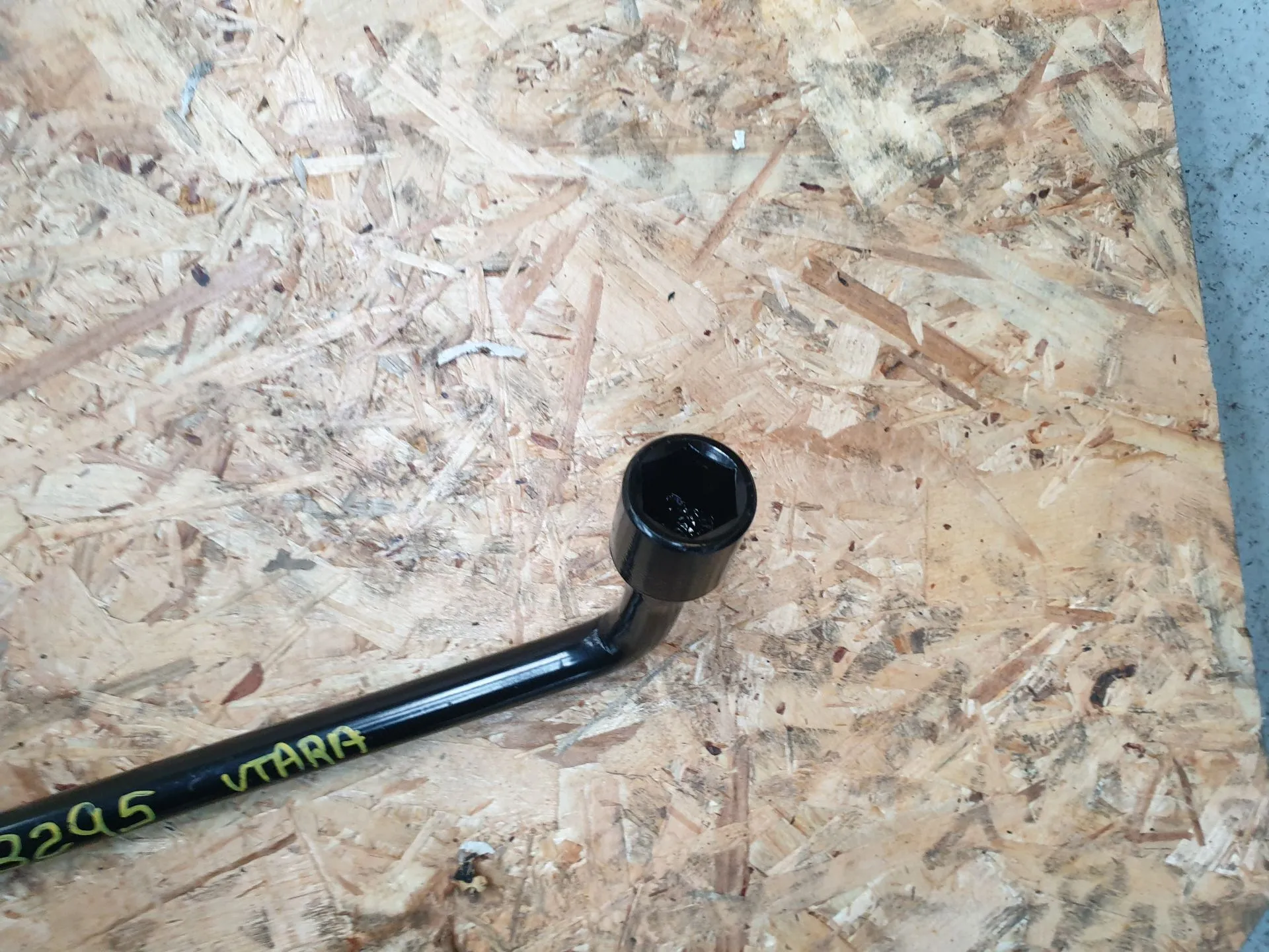 Chave De Rodas SUZUKI Vitara (LY) Imagem-1