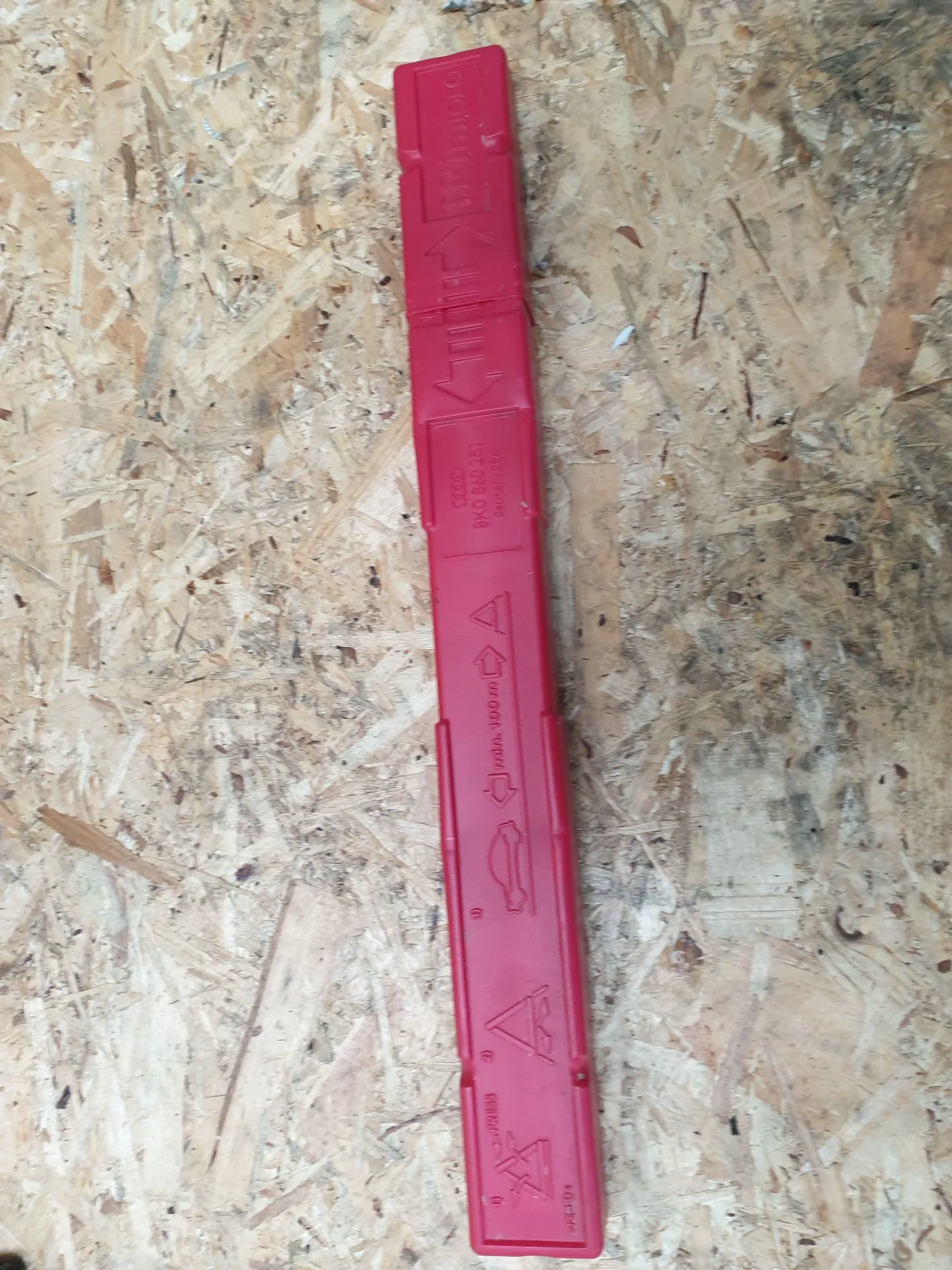Triangle de présignalisation VOLKSWAGEN Tiguan (5N)