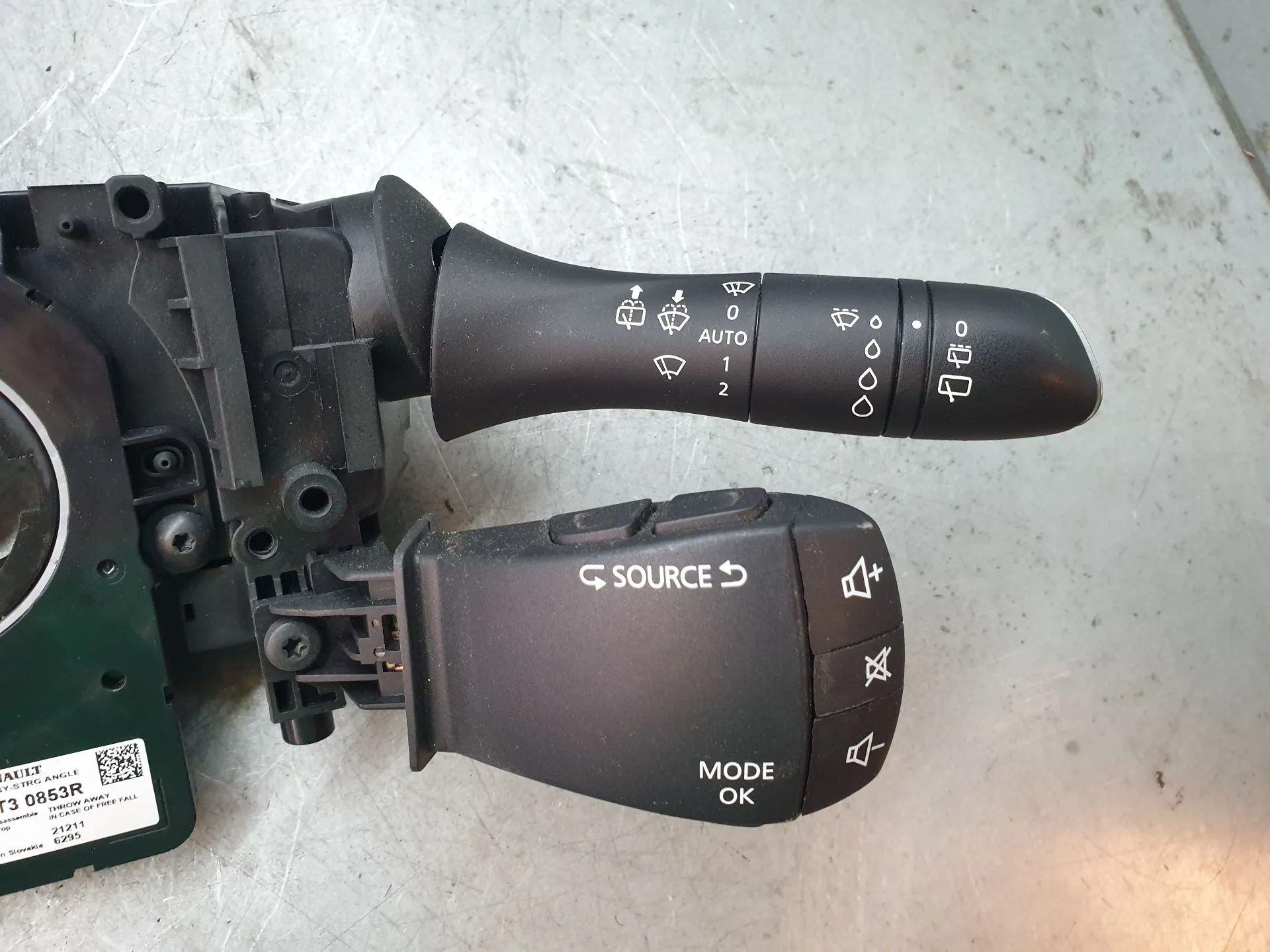 Light and wiper lever set RENAULT Megane IV (B9A/M_) Imagem-2