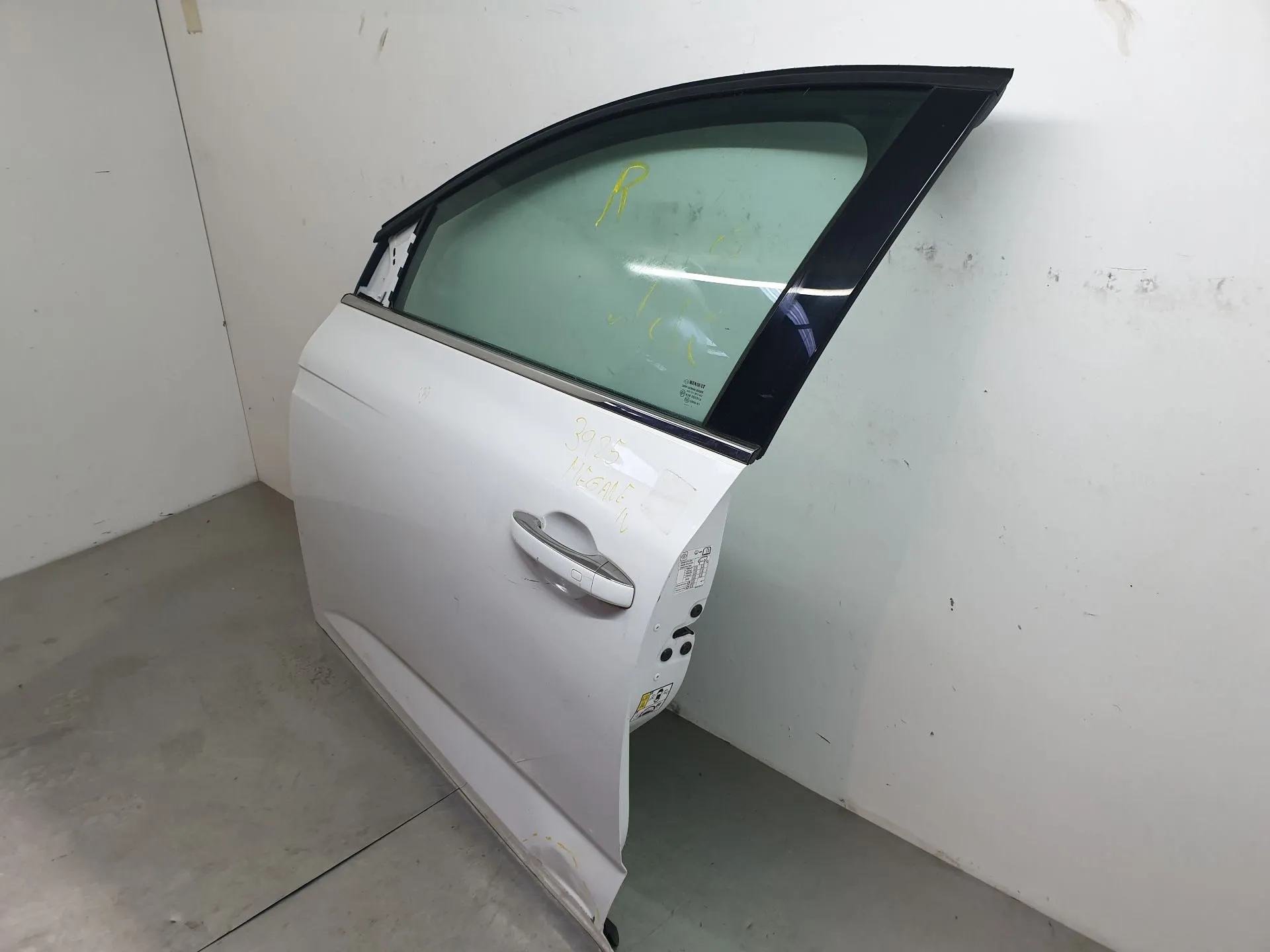 Porta anteriore sinistra RENAULT Megane IV (B9A/M_) Imagem-1