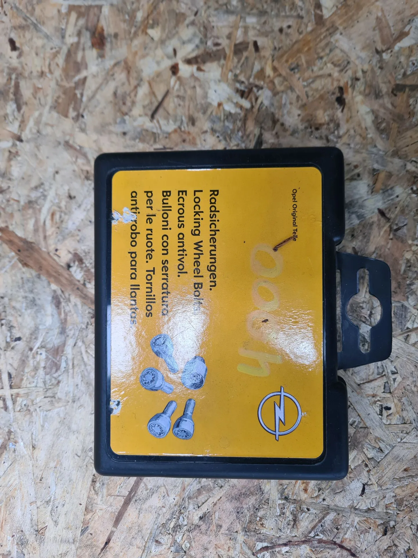 Parafuso anti-roubo OPEL Corsa E
