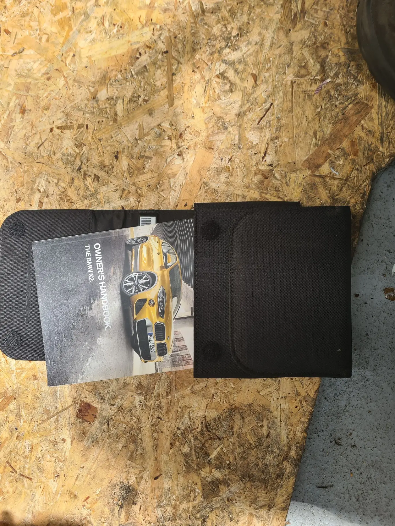 Borsa con manuale dell’utente del veicolo BMW X2 (F39) Imagem-1