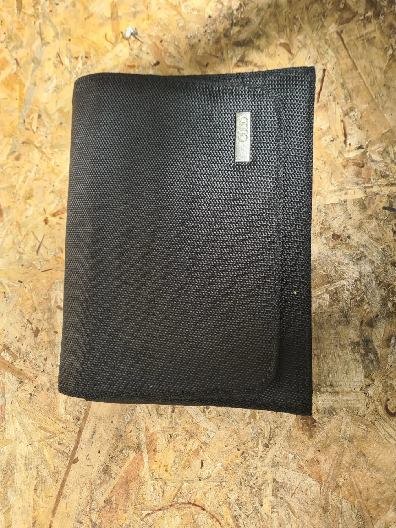 Borsa con manuale dell’utente del veicolo AUDI A4 Avant (8K5, B8)