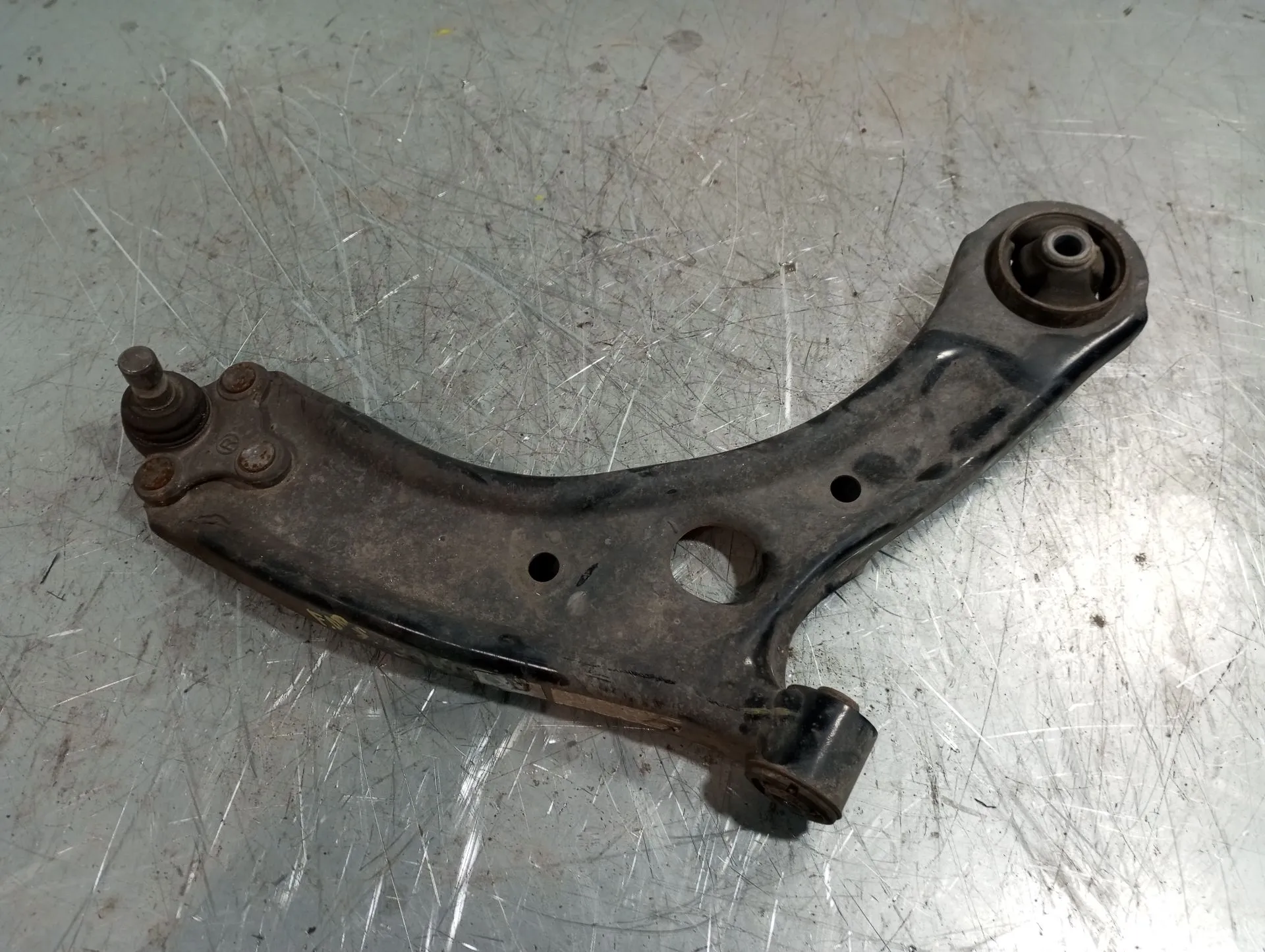 Brazo suspensión delantero derecho HYUNDAI Tucson (TL)