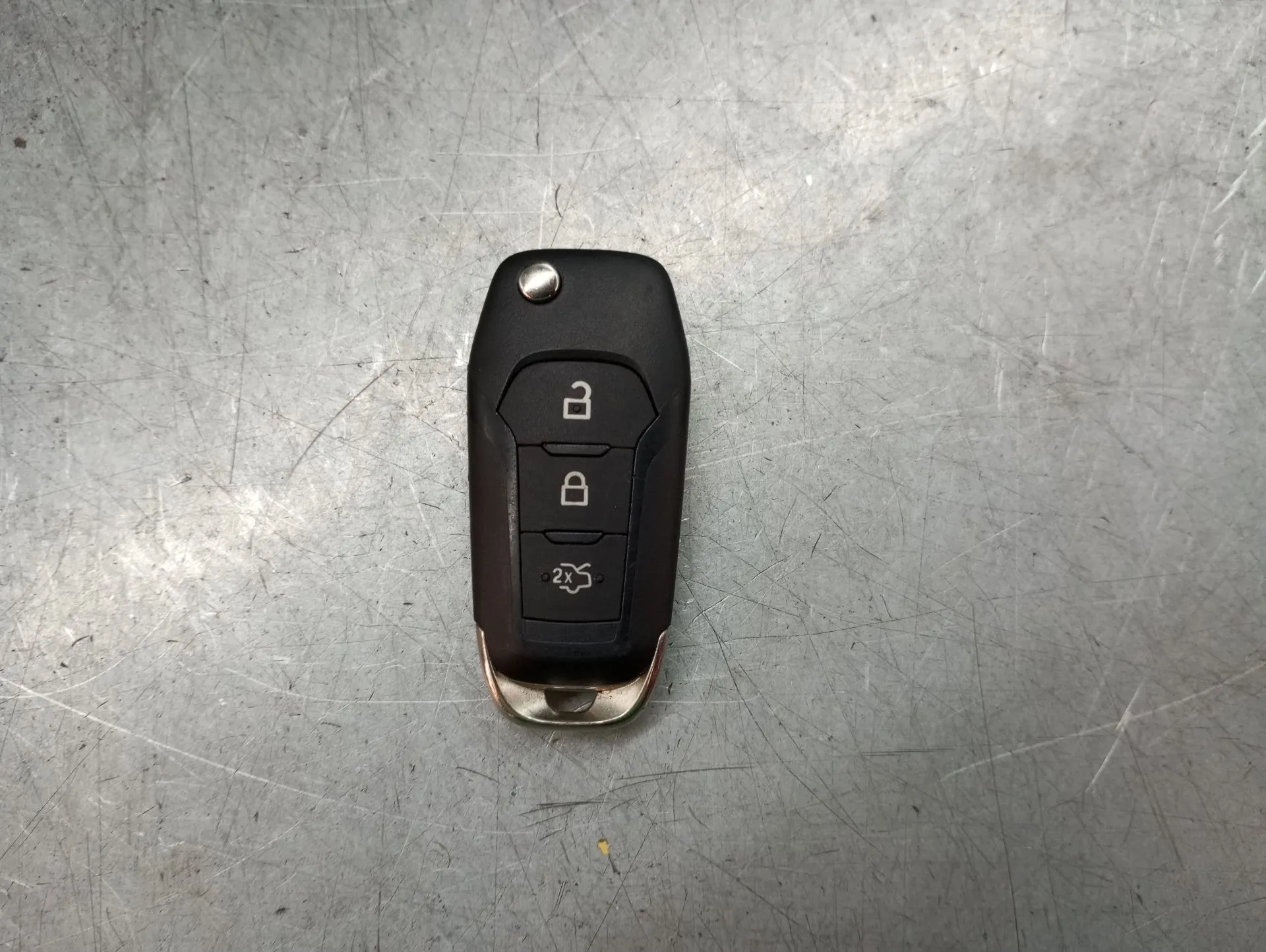 Commande PEUGEOT 208 II