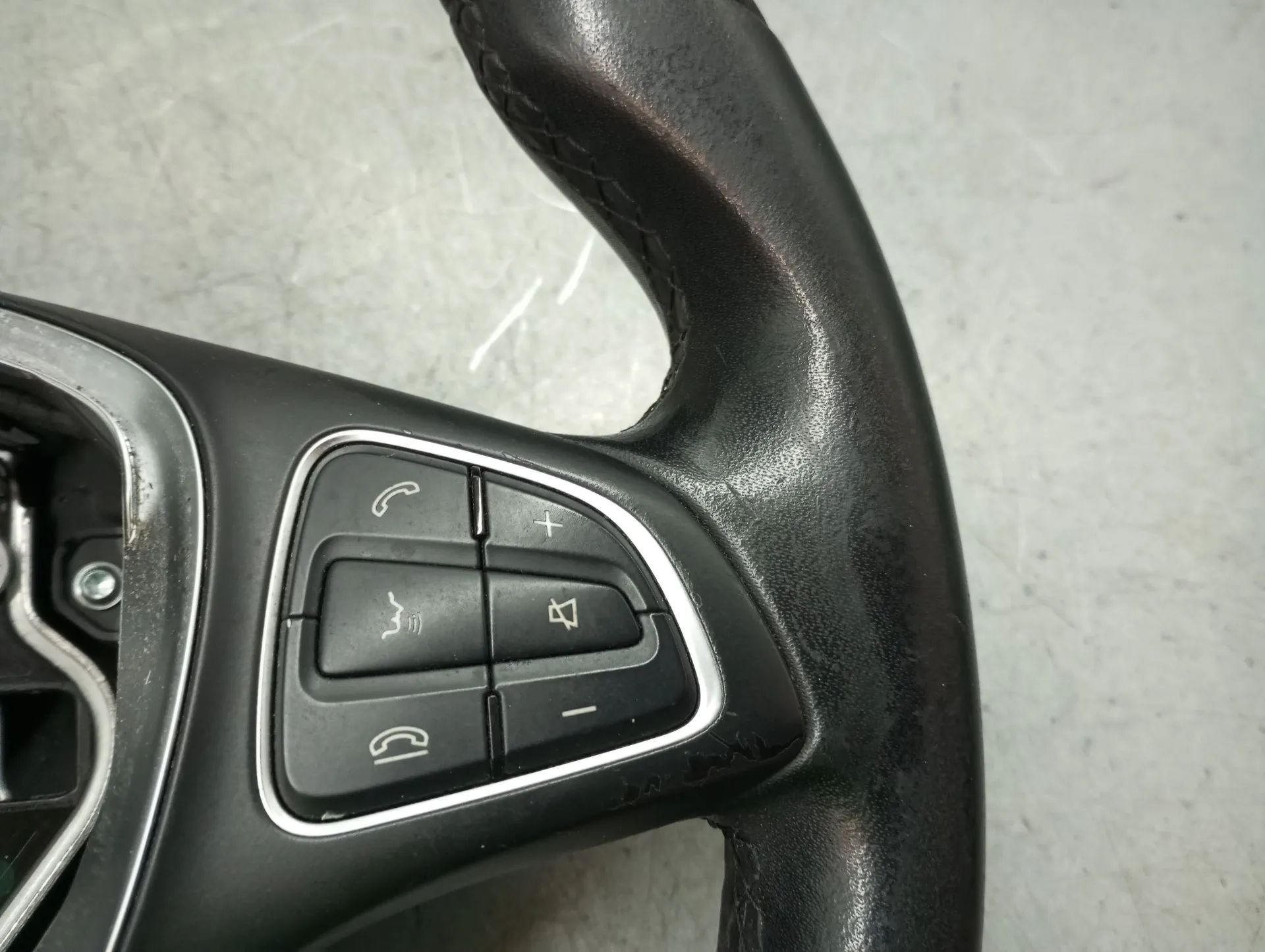 Volante MERCEDES-BENZ Classe A (W176) Imagem-3