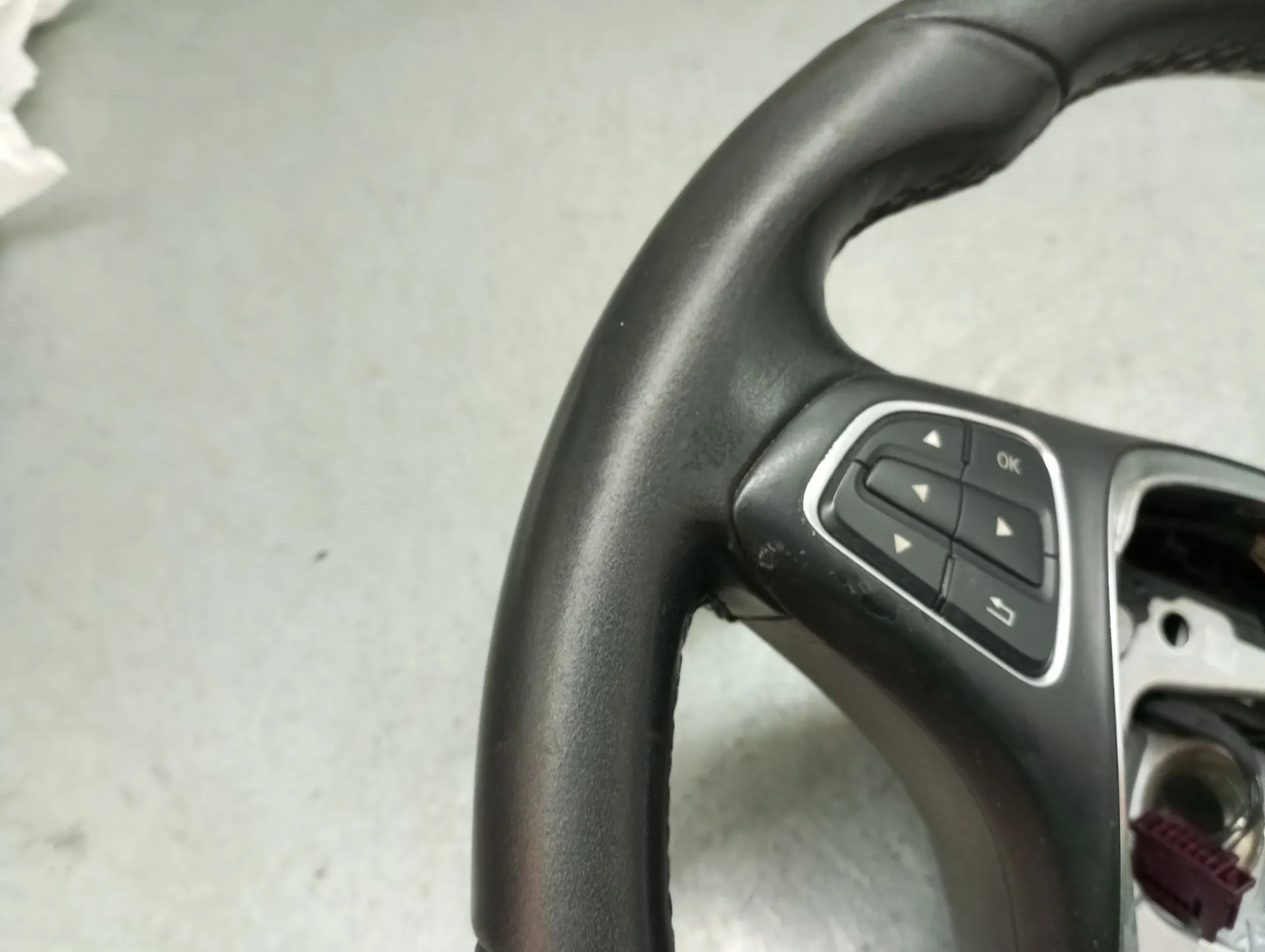 Volante MERCEDES-BENZ Classe A (W176) Imagem-4