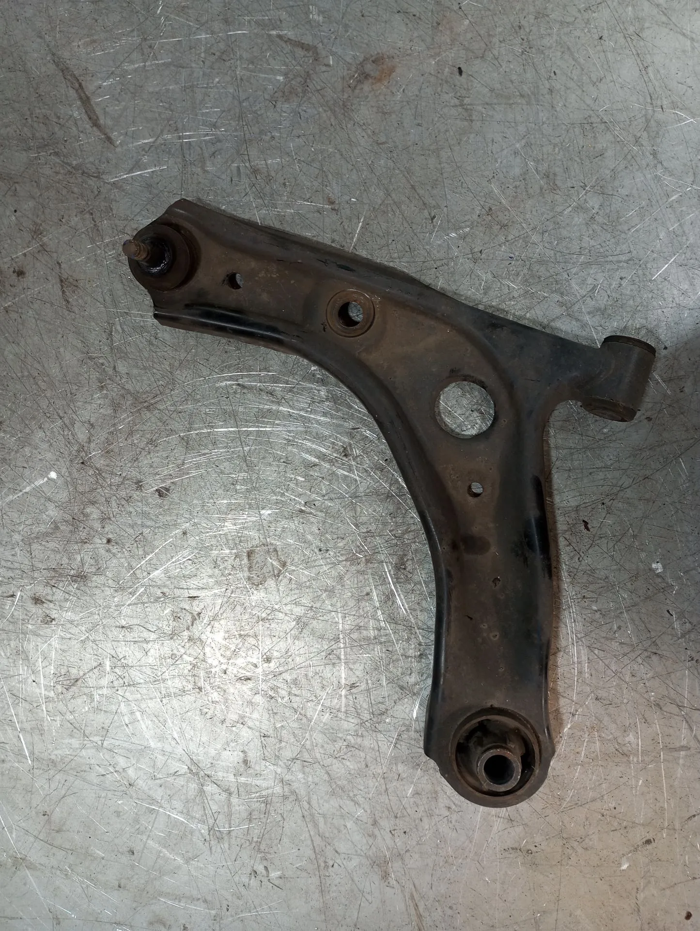 Brazo suspensión delantero izquierdo CITROËN C1 II