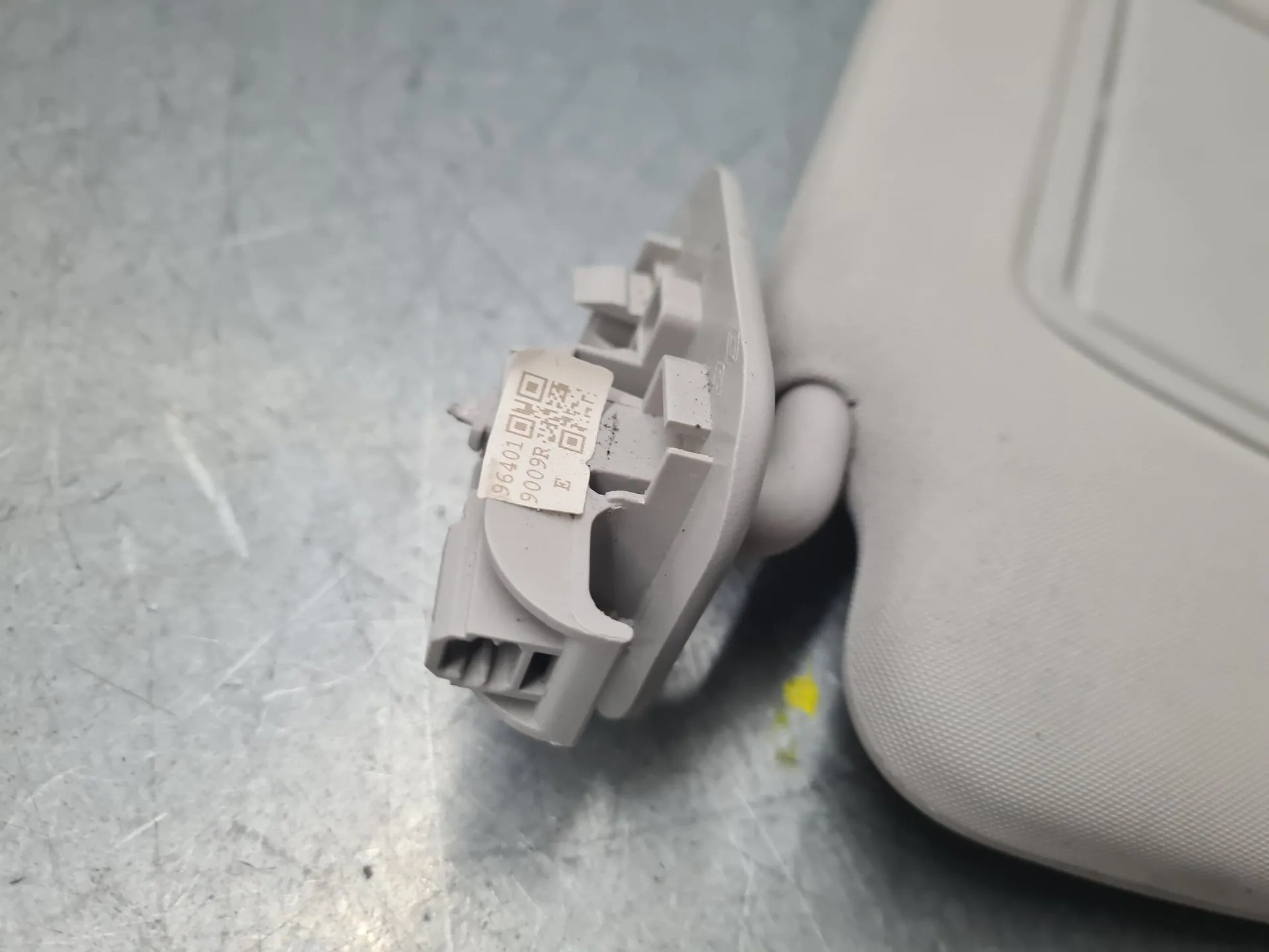 Pála de sol esquerda RENAULT Clio V (BF_) Imagem-4