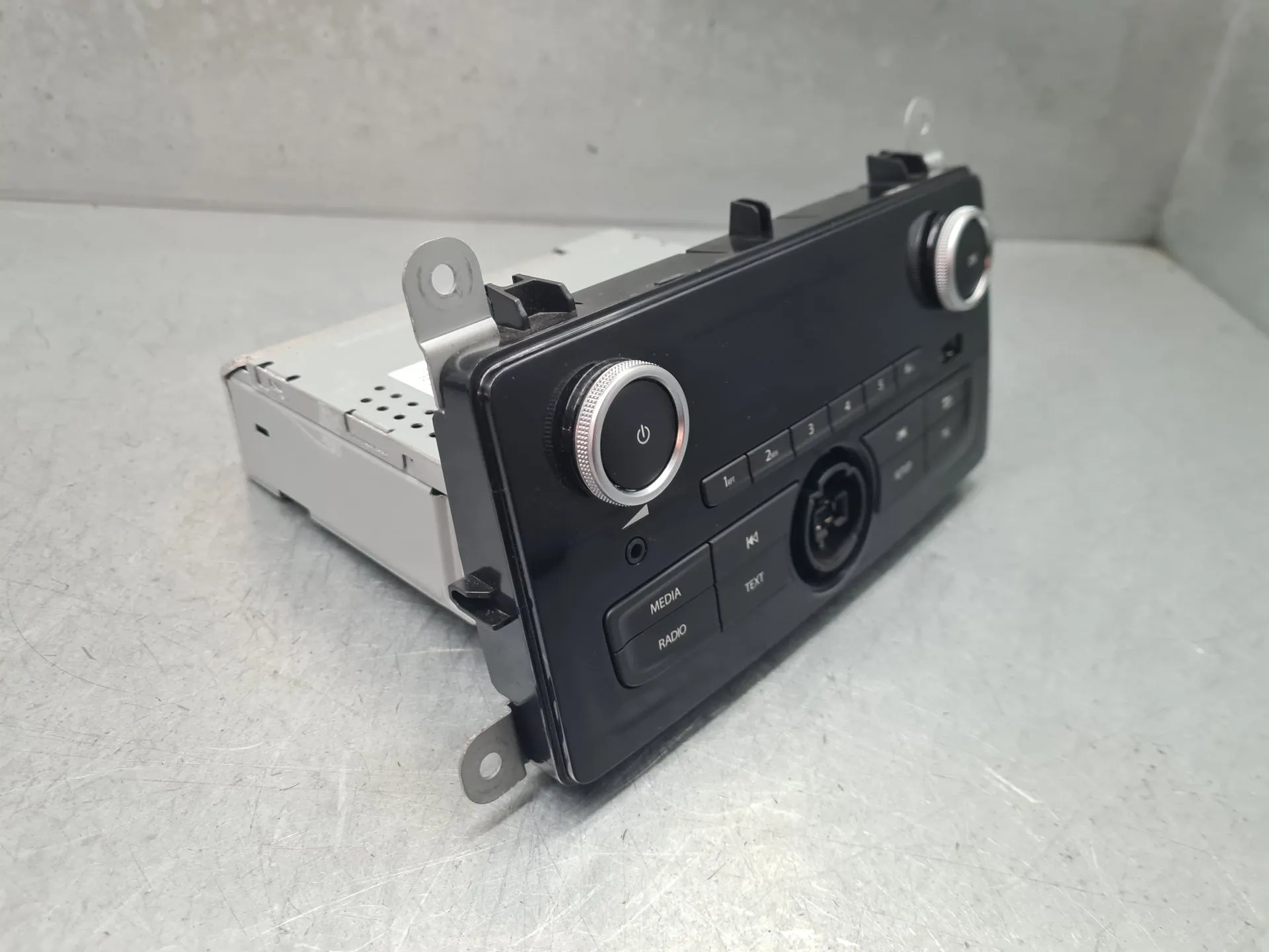 Car radio RENAULT Clio IV (BH_) Imagem-1