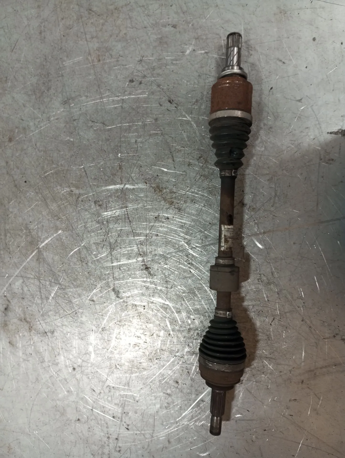 Semiasse anteriore sinistro RENAULT Clio IV (BH_)