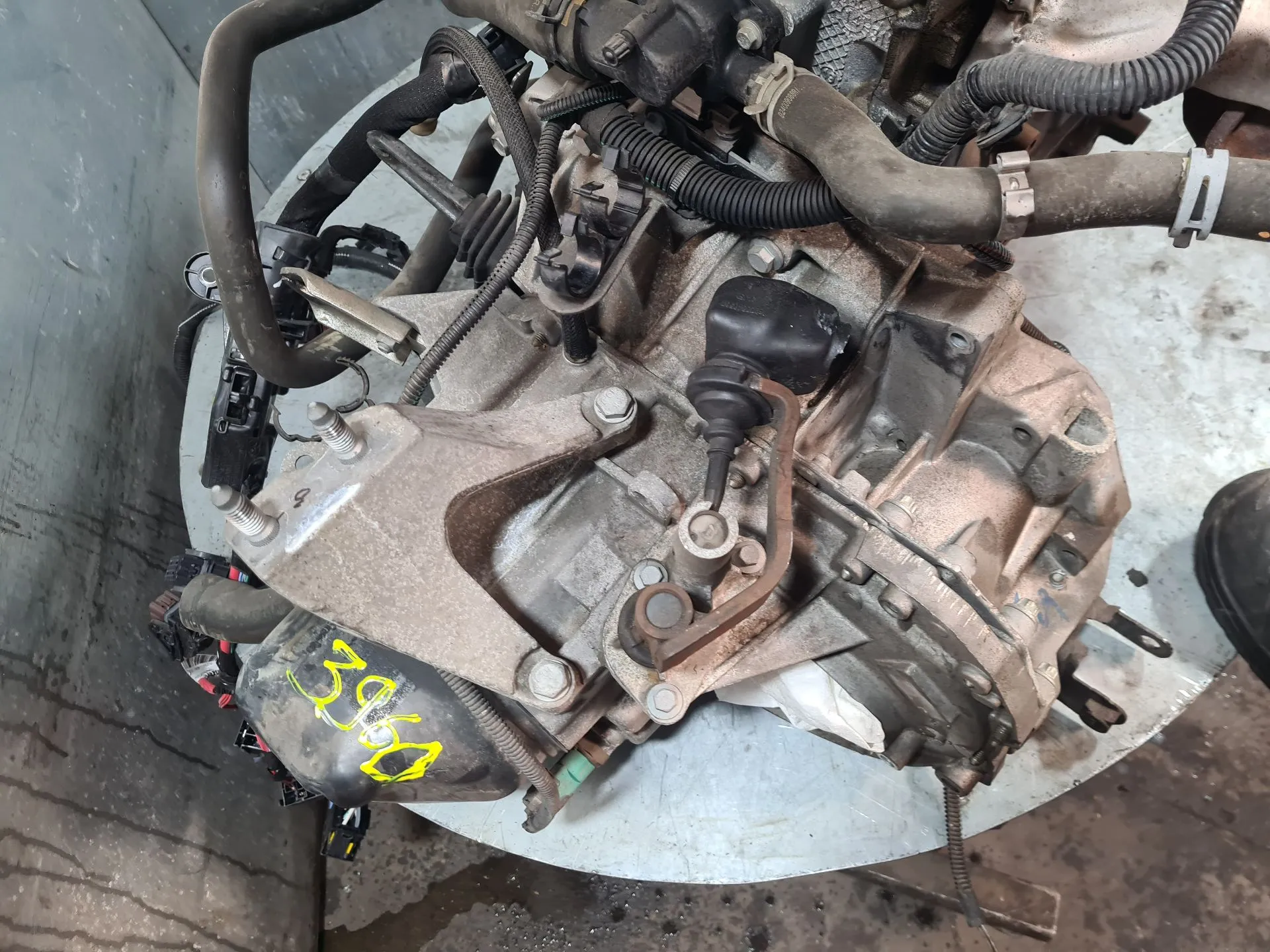 Cambio manual DACIA Sandero II (5S_) Imagem-2