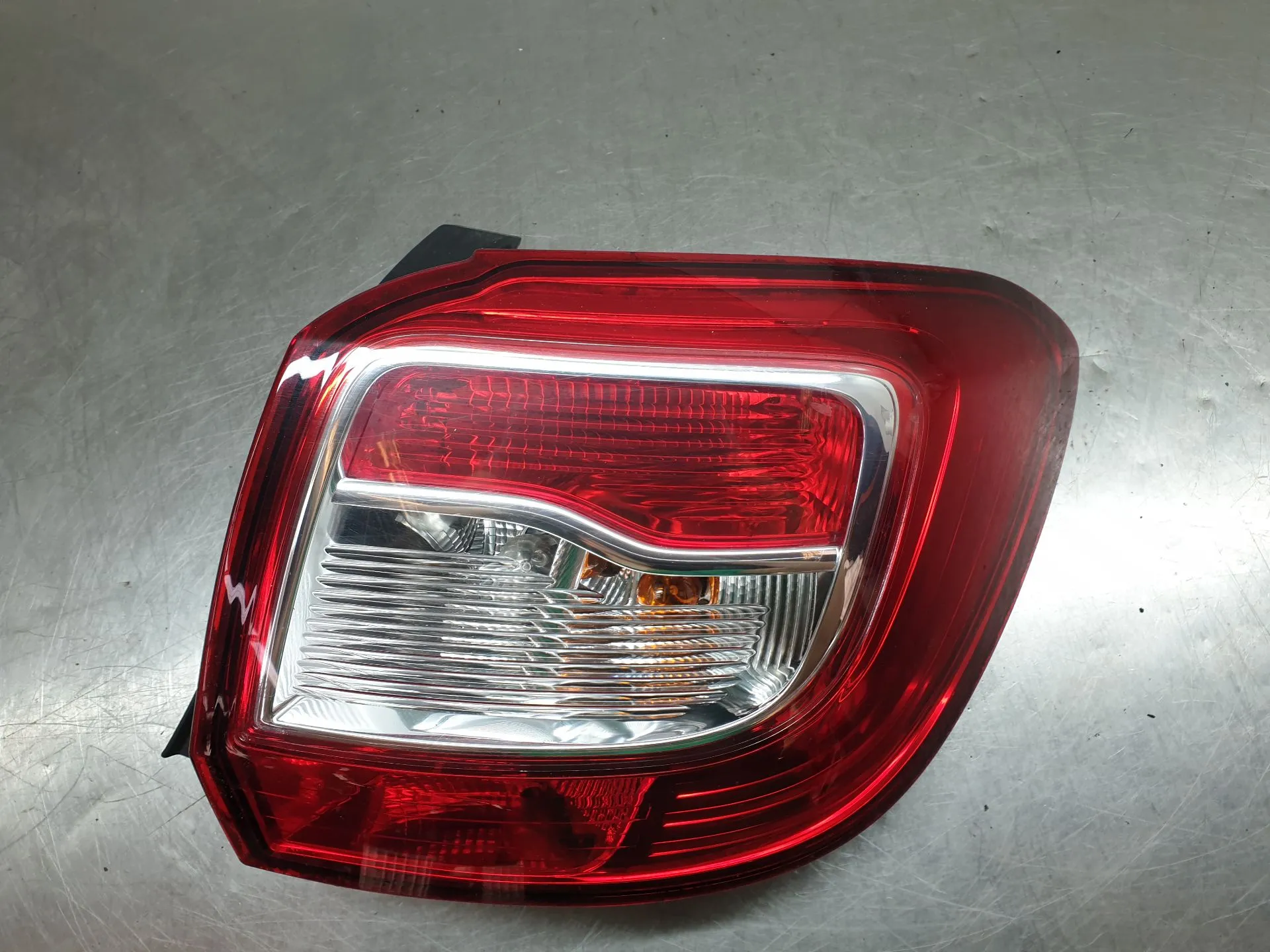 Right Tail light DACIA Sandero II (5S_)