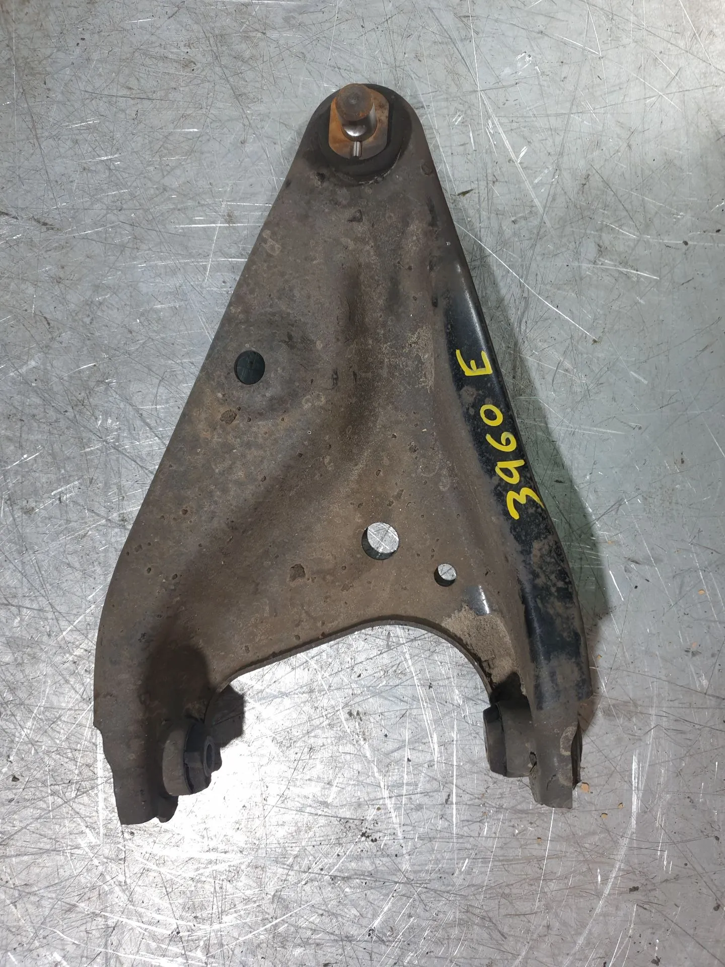 Braccio di sospensione anteriore sinistro DACIA Sandero II (5S_)