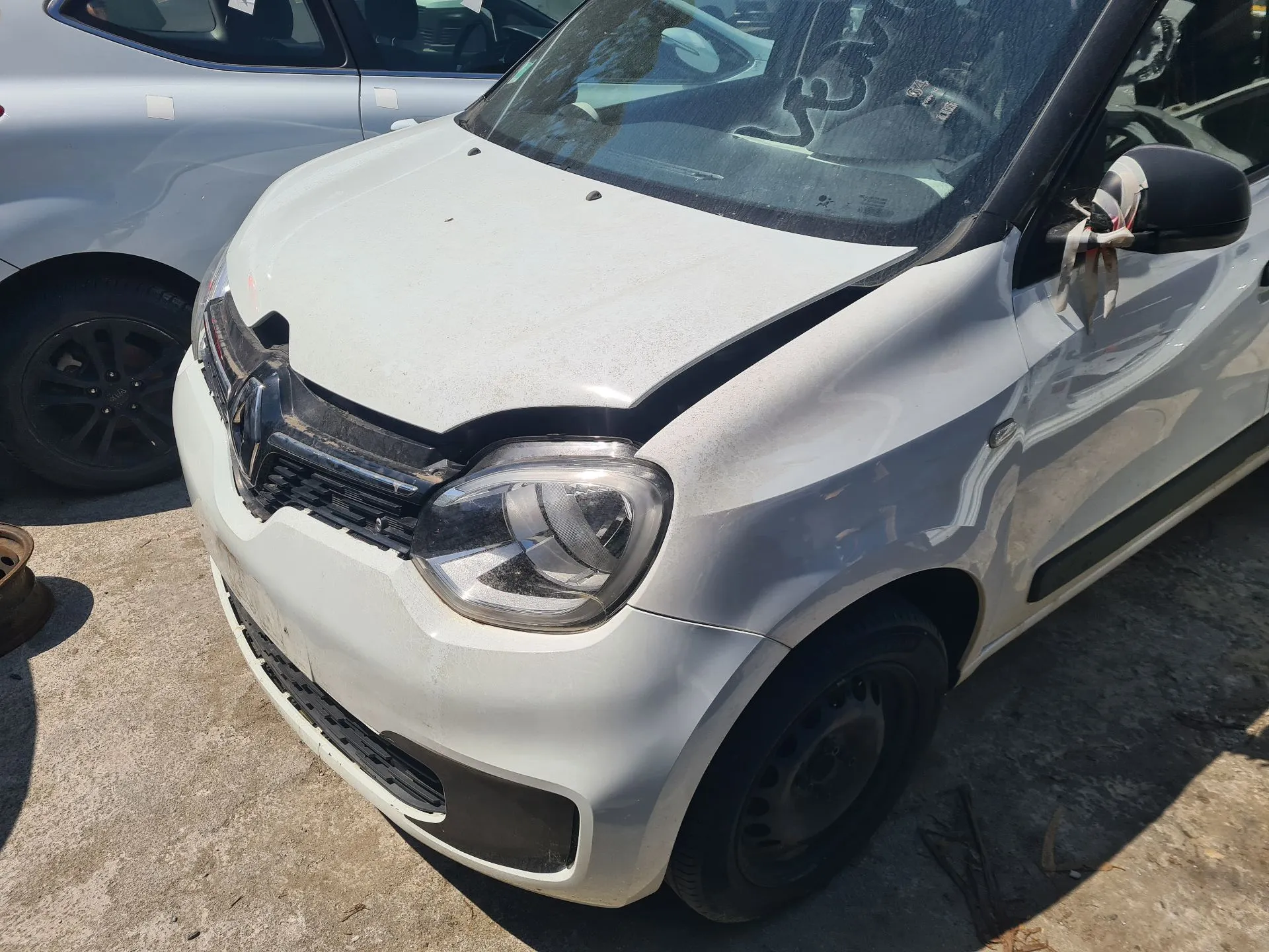 Frente Completa RENAULT Twingo III (BCM_) Imagem-1