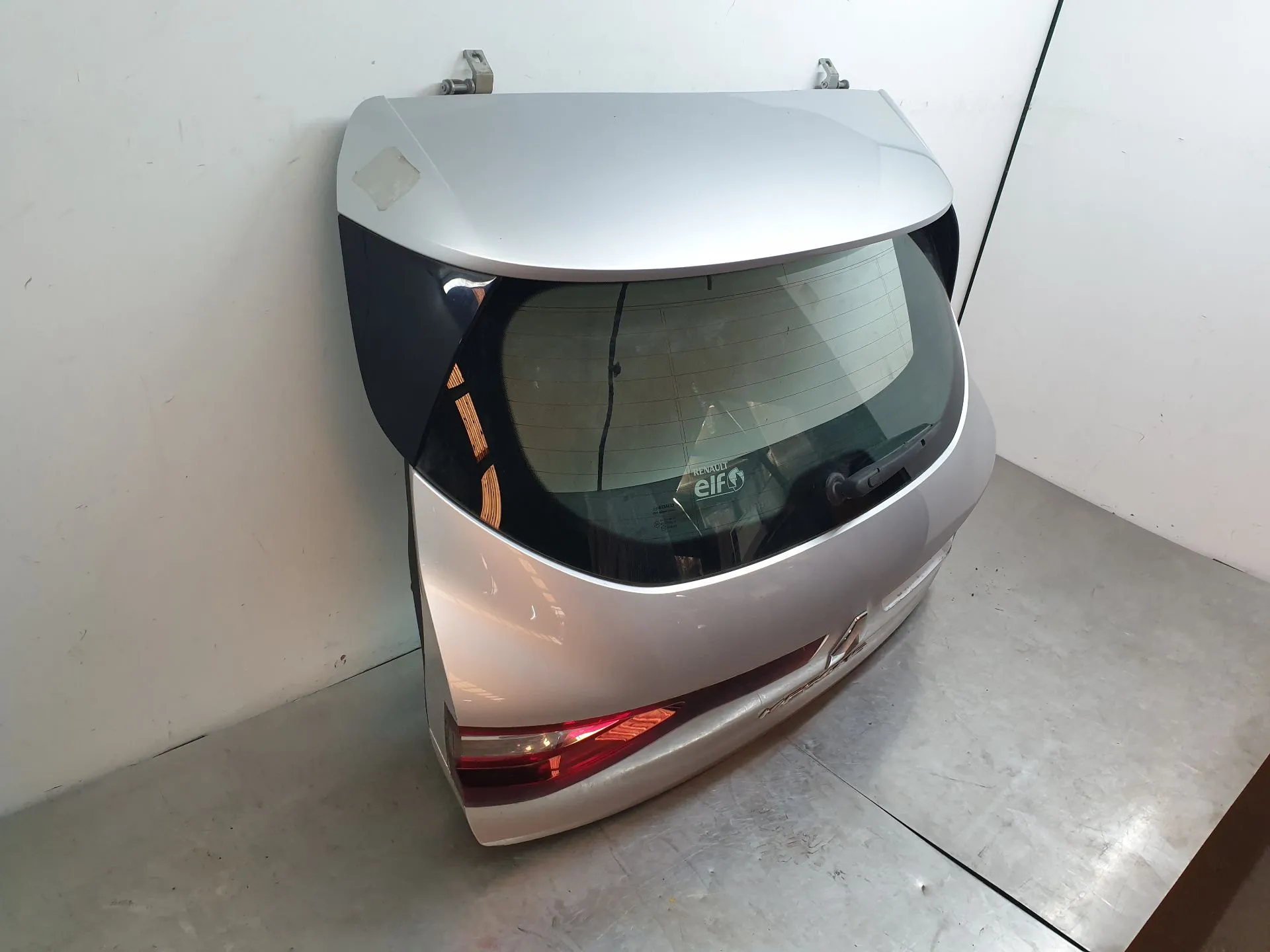 Tailgate / Trunk lid RENAULT Megane IV (B9A/M_) Imagem-2