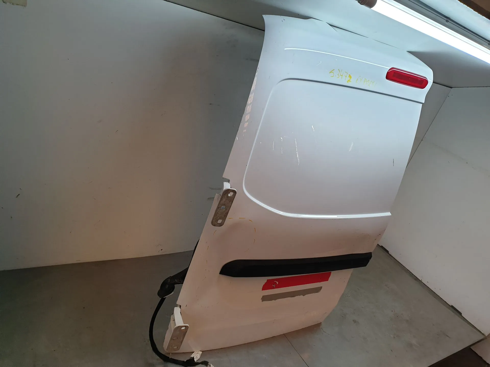 Left Tailgate RENAULT Kangoo III Imagem-1