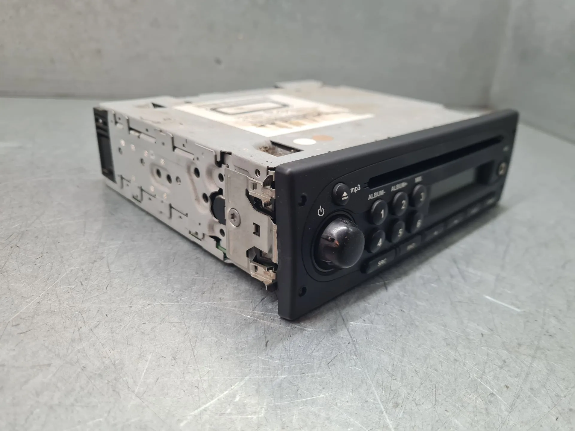 Car radio RENAULT Kangoo Express (FW0/1_) Imagem-1