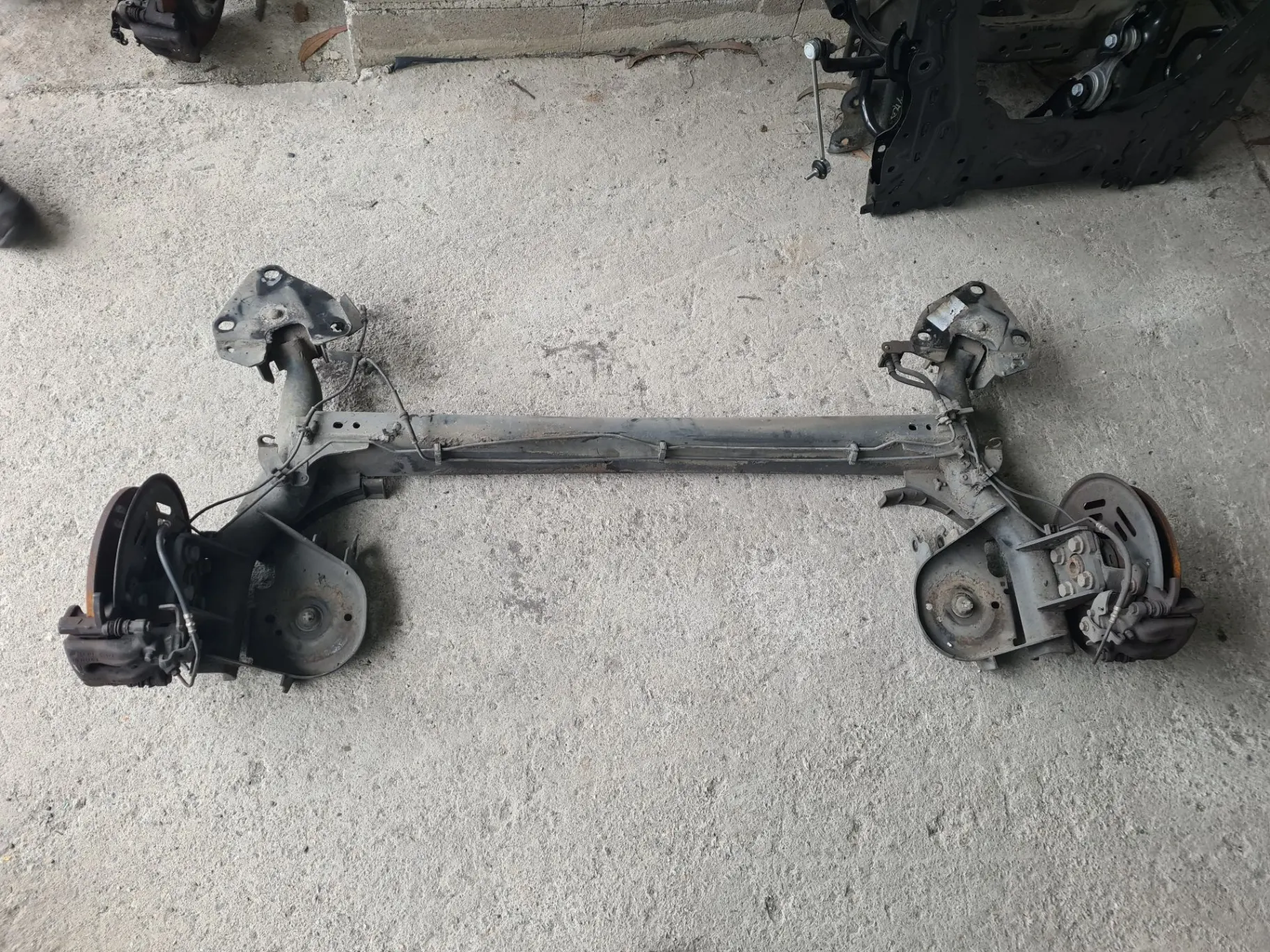 Rear axle with discs RENAULT Kangoo Express (FW0/1_)