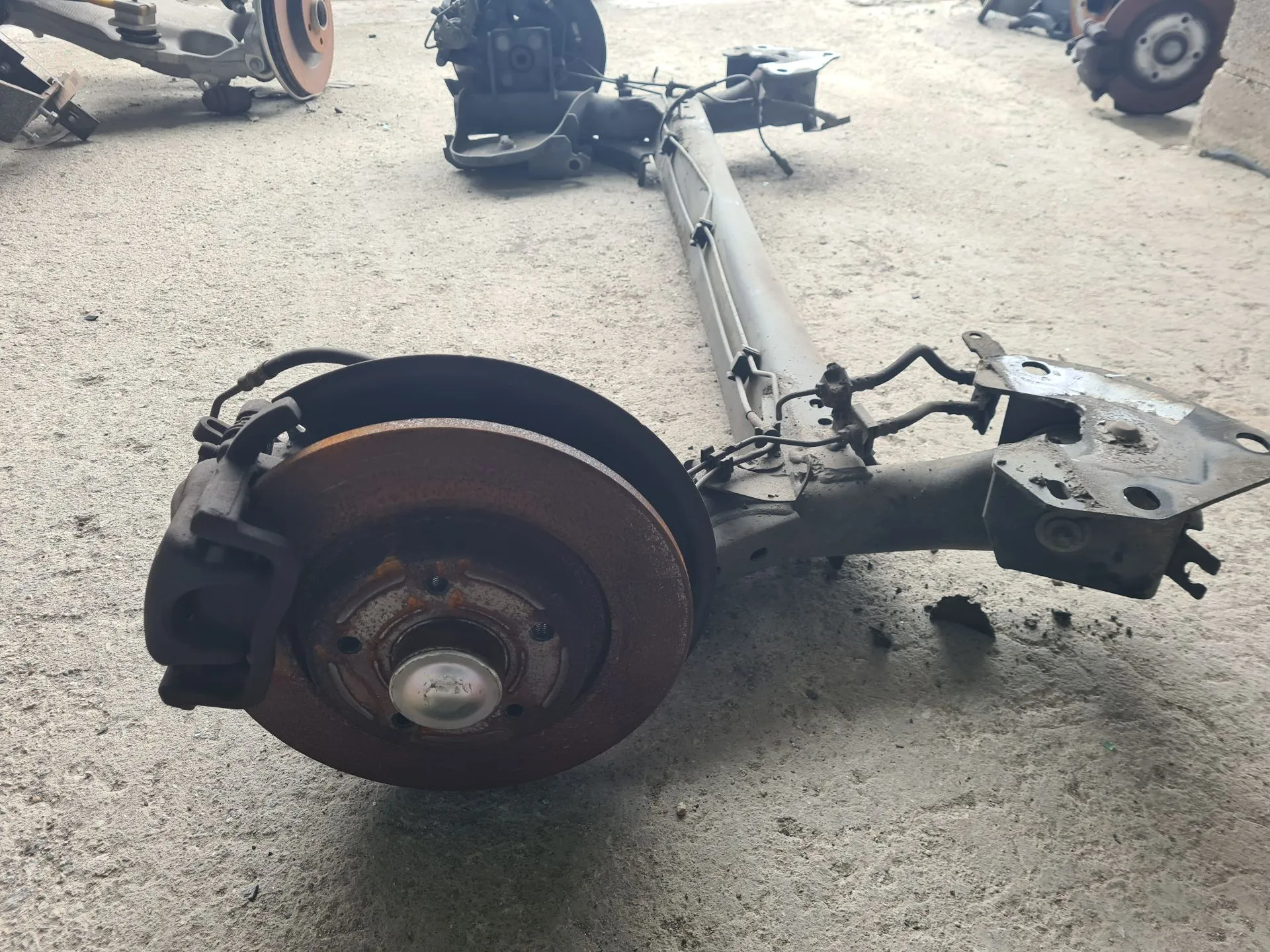 Eixo traseiro discos RENAULT Kangoo Express (FW0/1_) Imagem-1