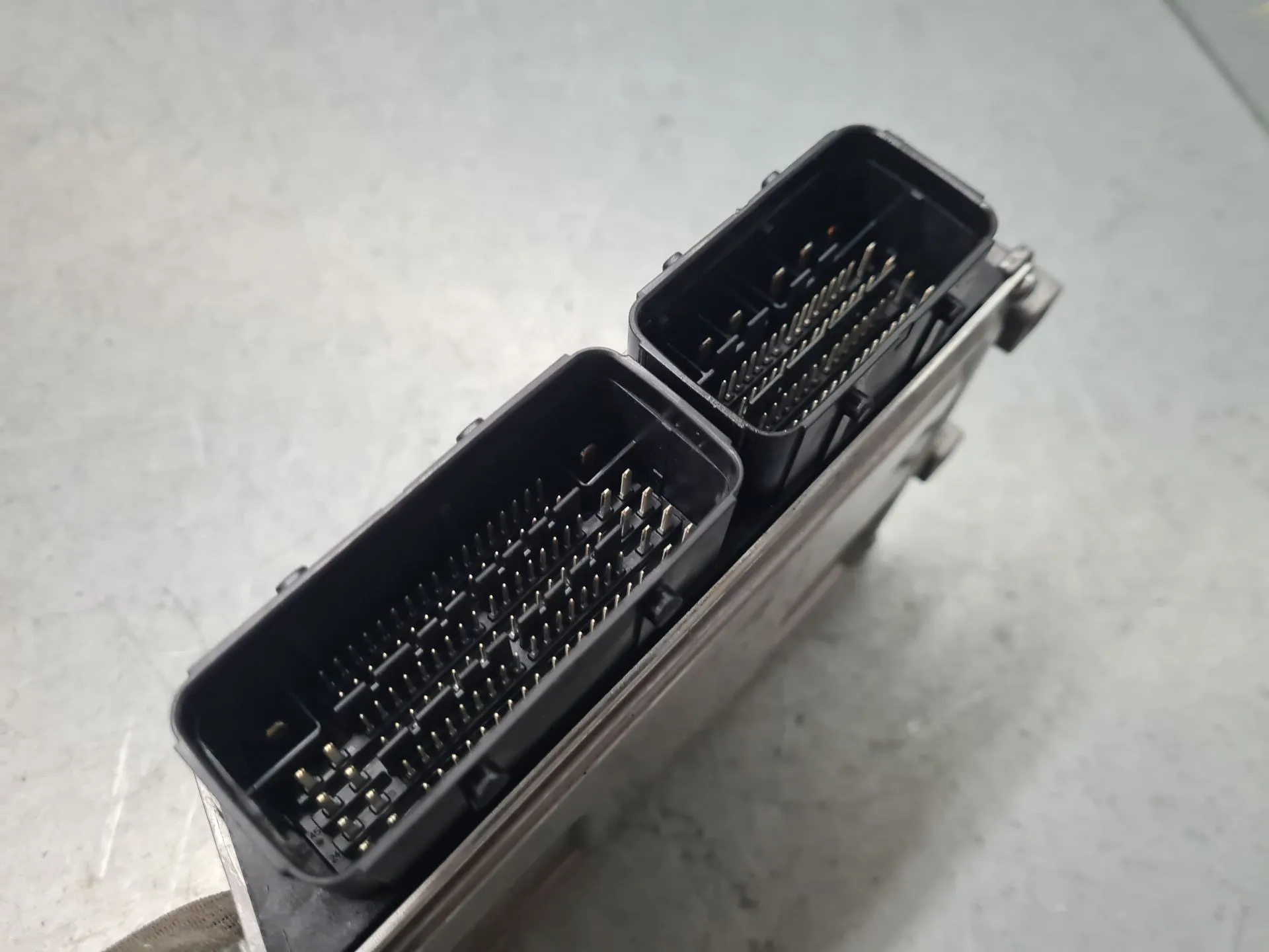 Centralina motor / ECU PEUGEOT 208 II Imagem-2