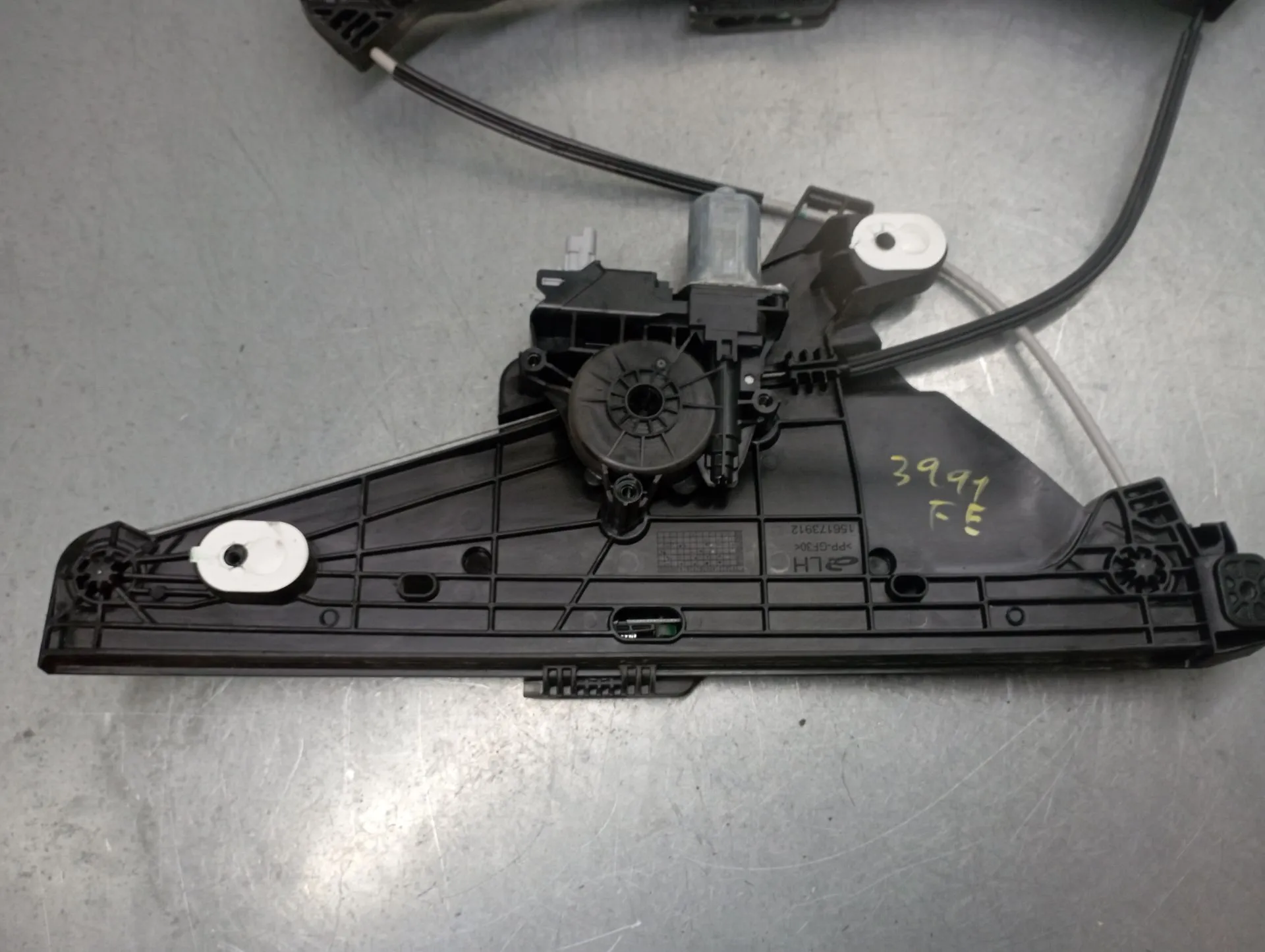 Lève-vitre avant gauche PEUGEOT 208 II Imagem-2