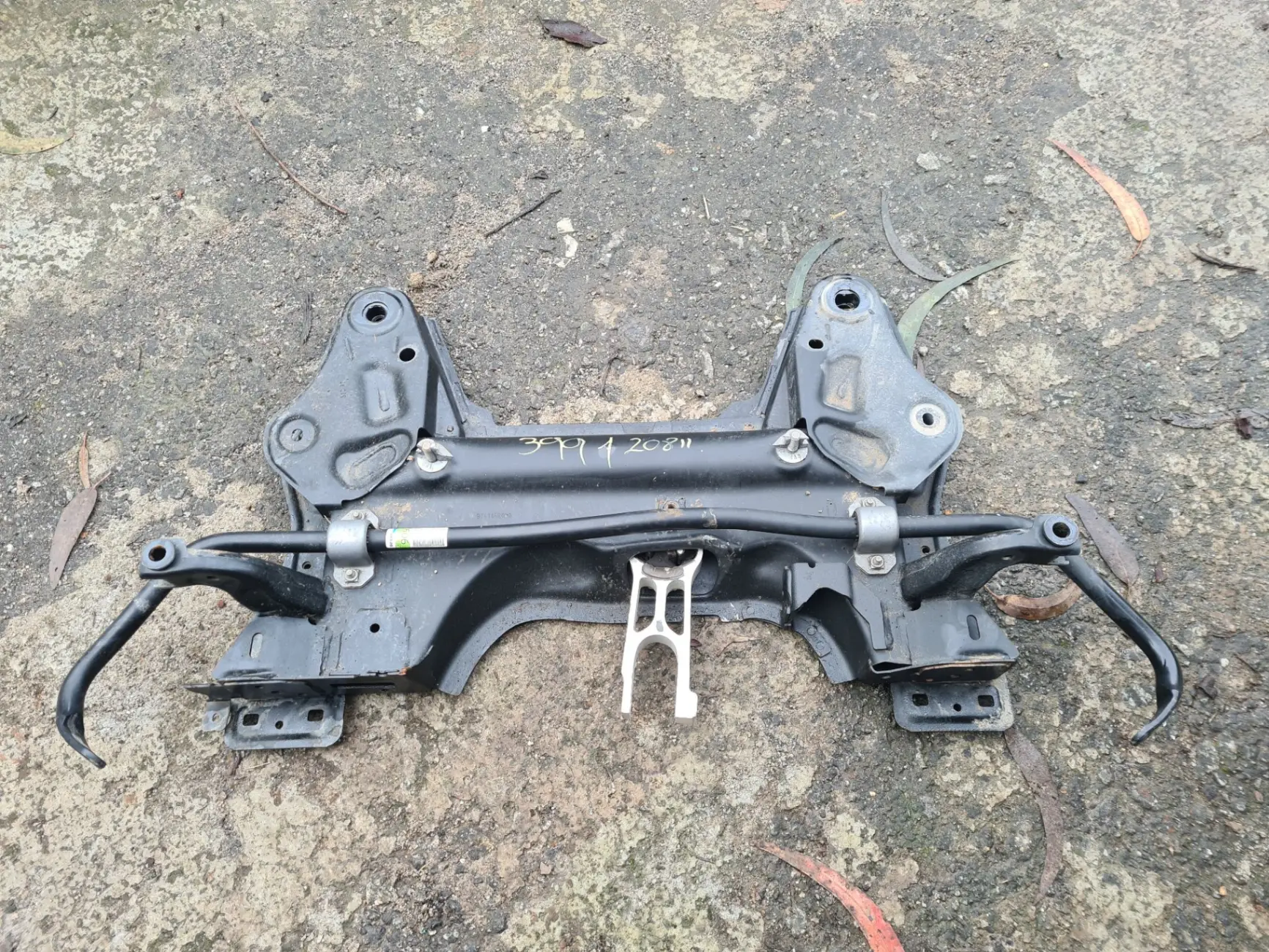 Front subframe PEUGEOT 208 II