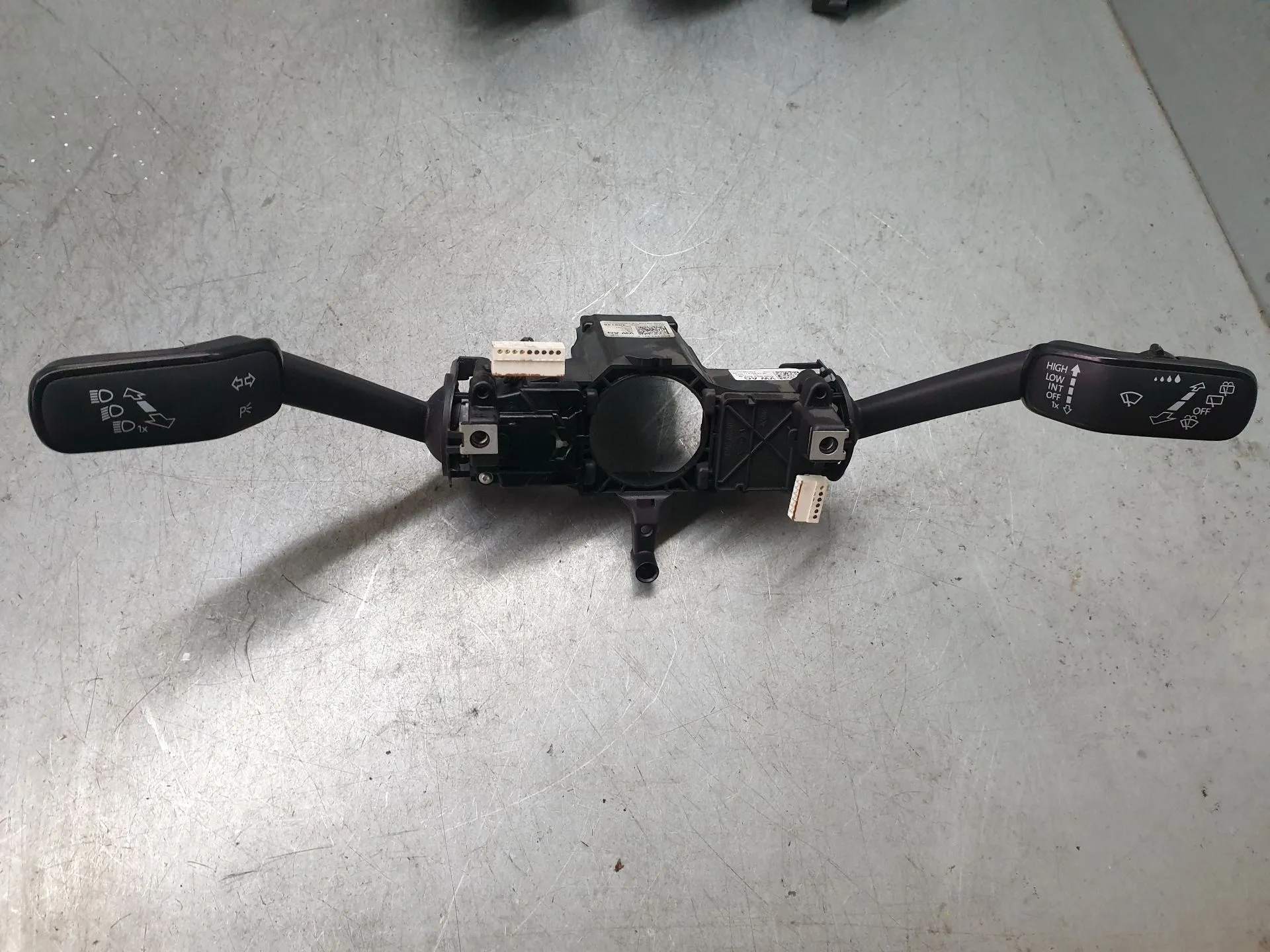 Mando de luces y limpia parabrisas VOLKSWAGEN Golf VII (5G1, BQ1, BE1, BE2)
