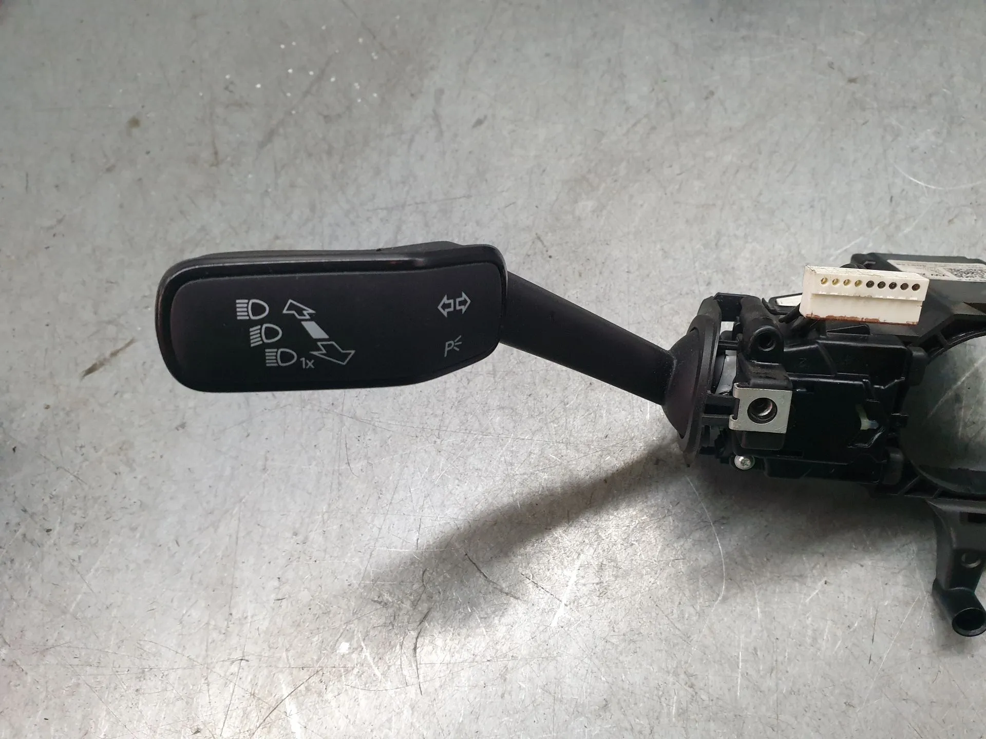 Conjunto / manetes de luzes e limpa vidros VOLKSWAGEN Golf VII (5G1, BQ1, BE1, BE2) Imagem-1