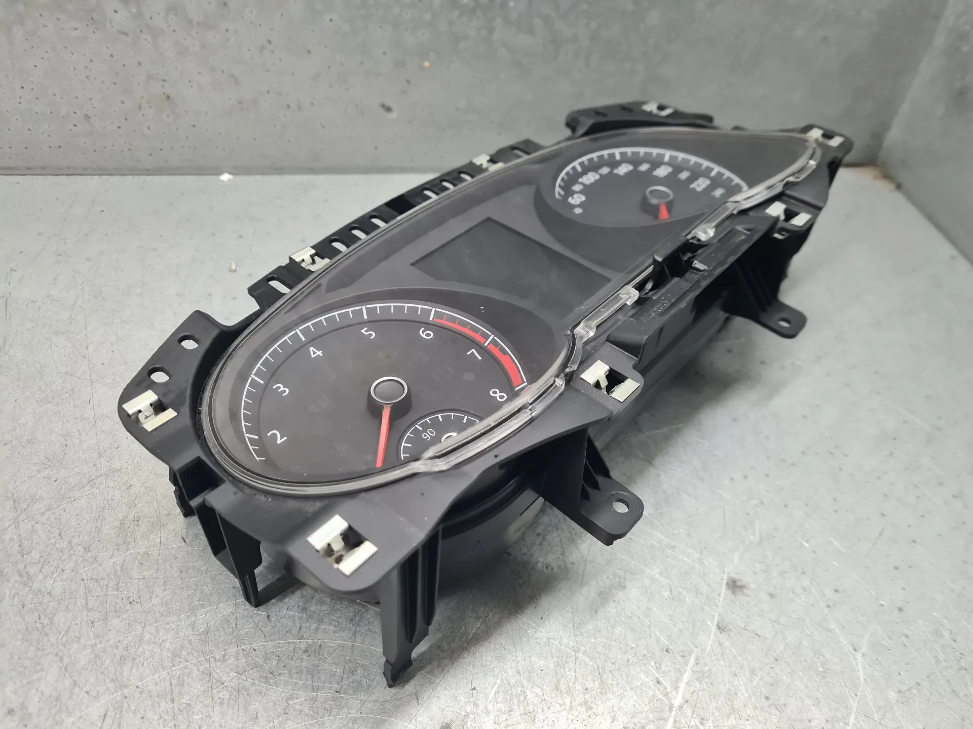 Quadrante / painel de instrumentos VOLKSWAGEN Golf VII (5G1, BQ1, BE1, BE2) Imagem-1