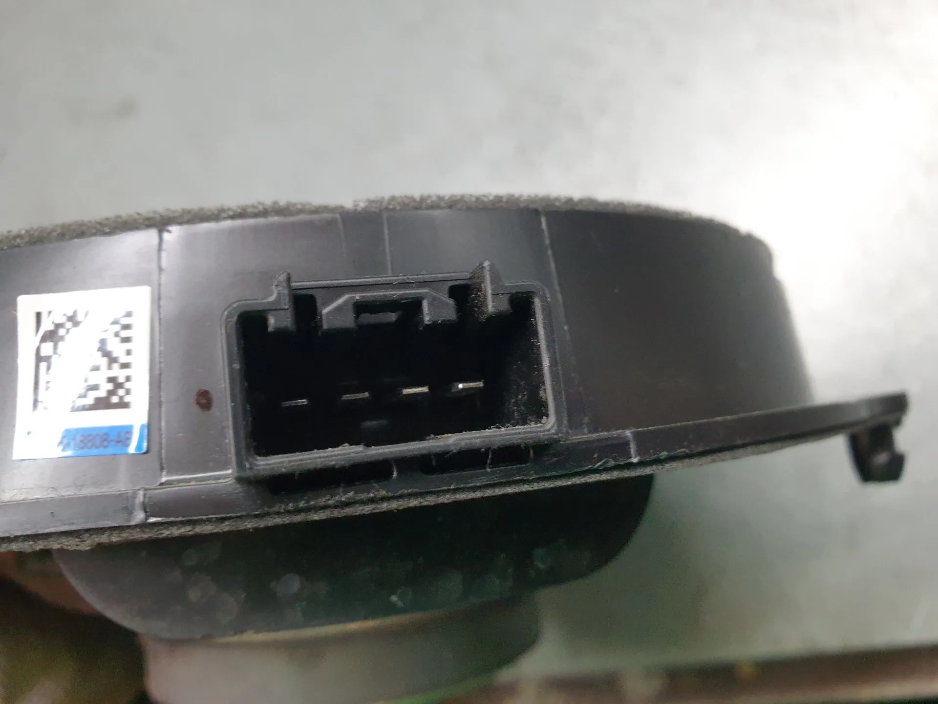 Sound system column / Speakers FORD Fiesta VII (HJ, HF) Imagem-3