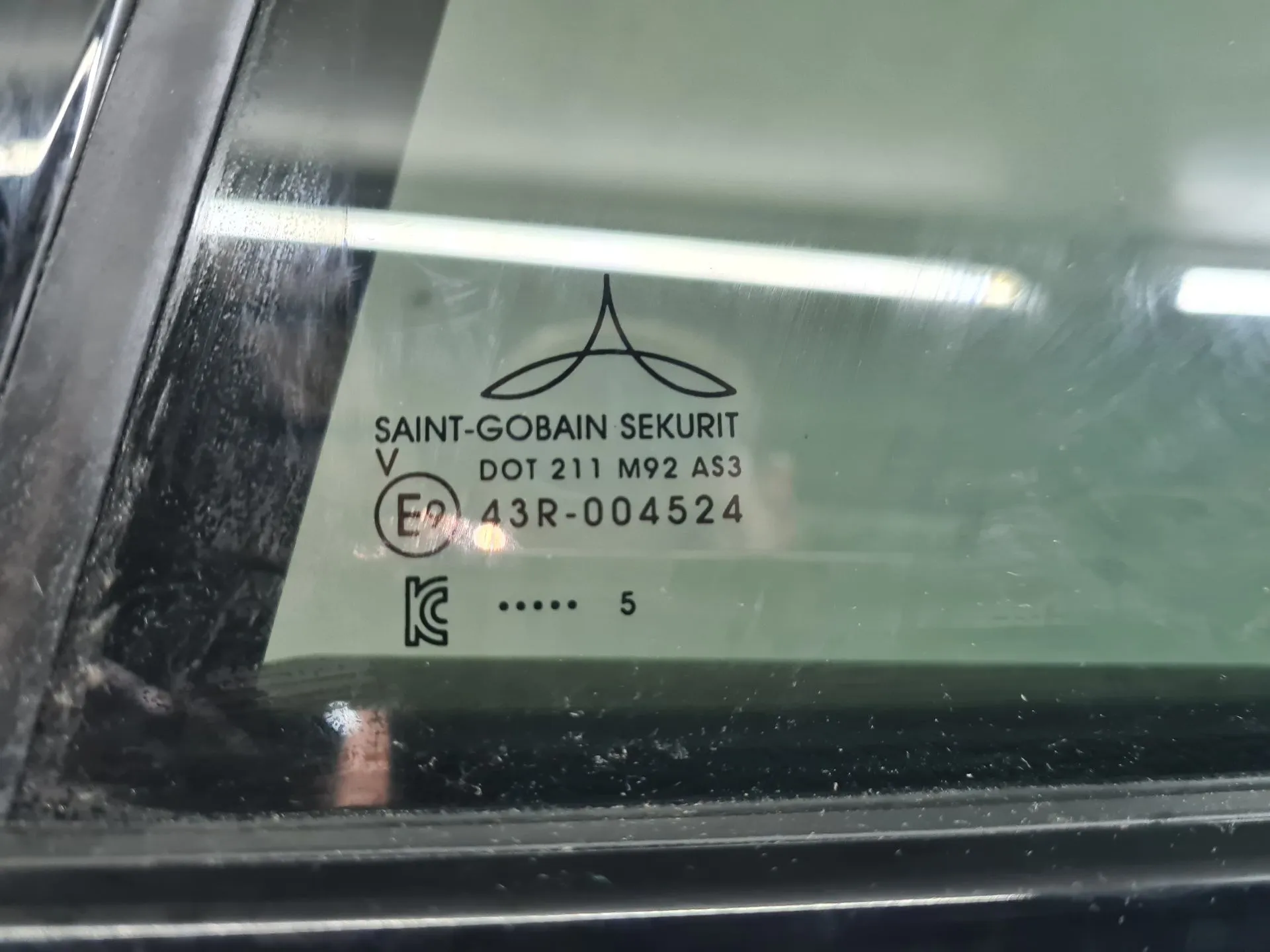 Left rear door glass RENAULT Symbioz Imagem-1