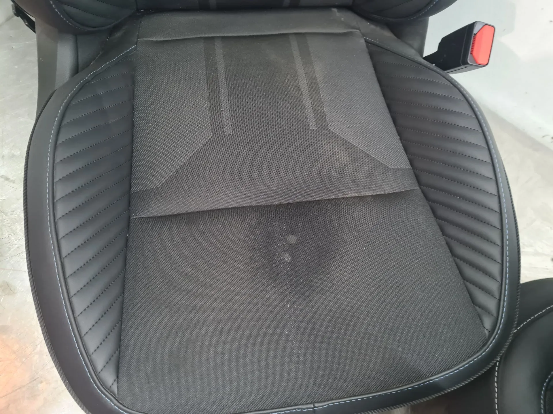 Banco frente direito RENAULT Symbioz Imagem-2