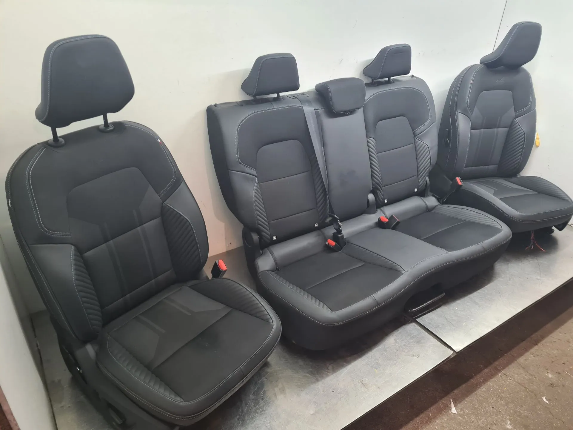 Conjunto de Bancos RENAULT Symbioz Imagem-2