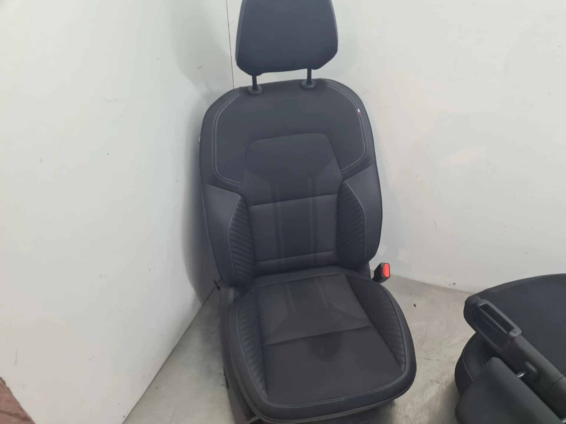 Conjunto de Bancos RENAULT Symbioz Imagem-10