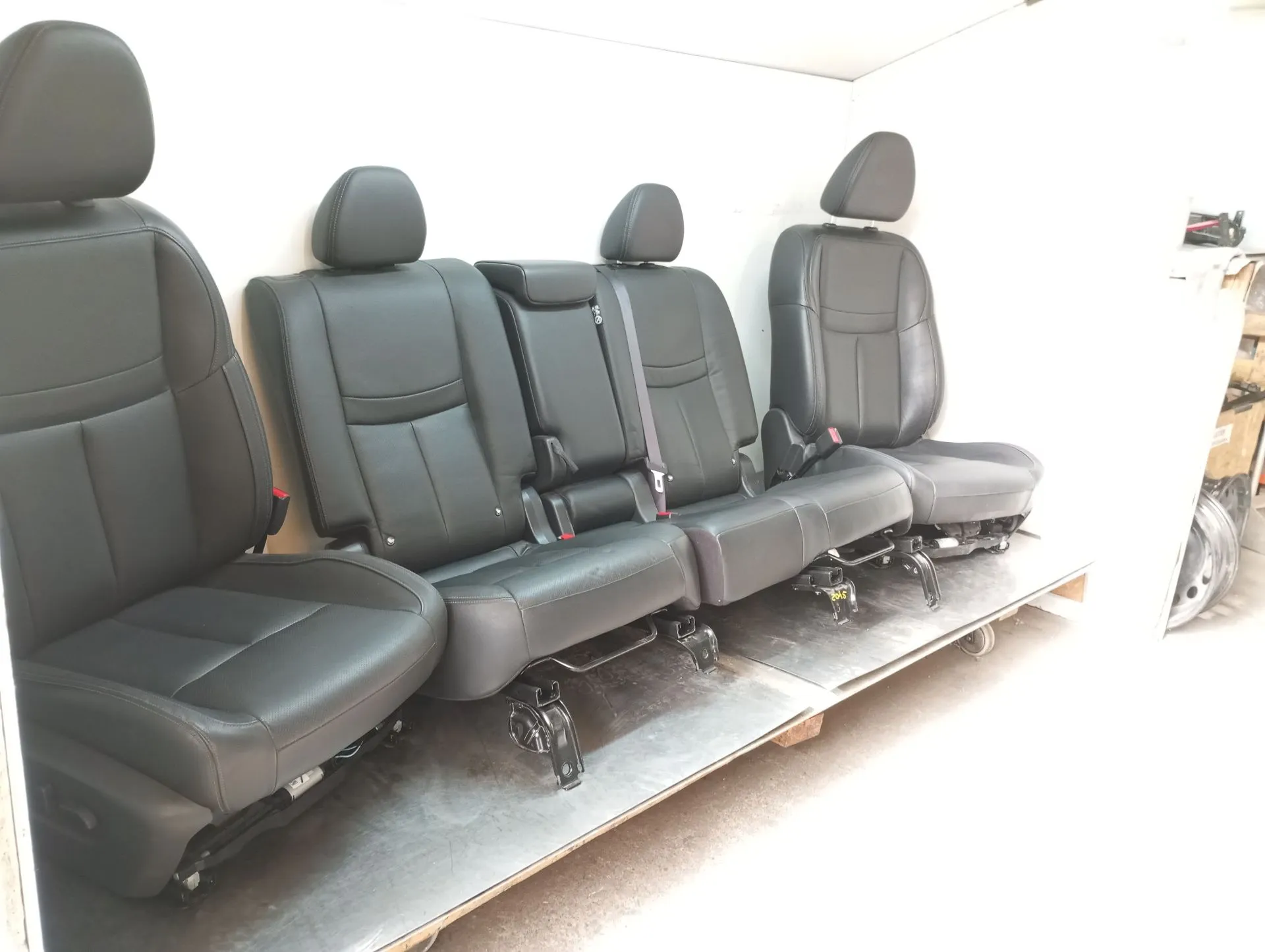 Conjunto de Bancos NISSAN X-Trail (T32) Imagem-1