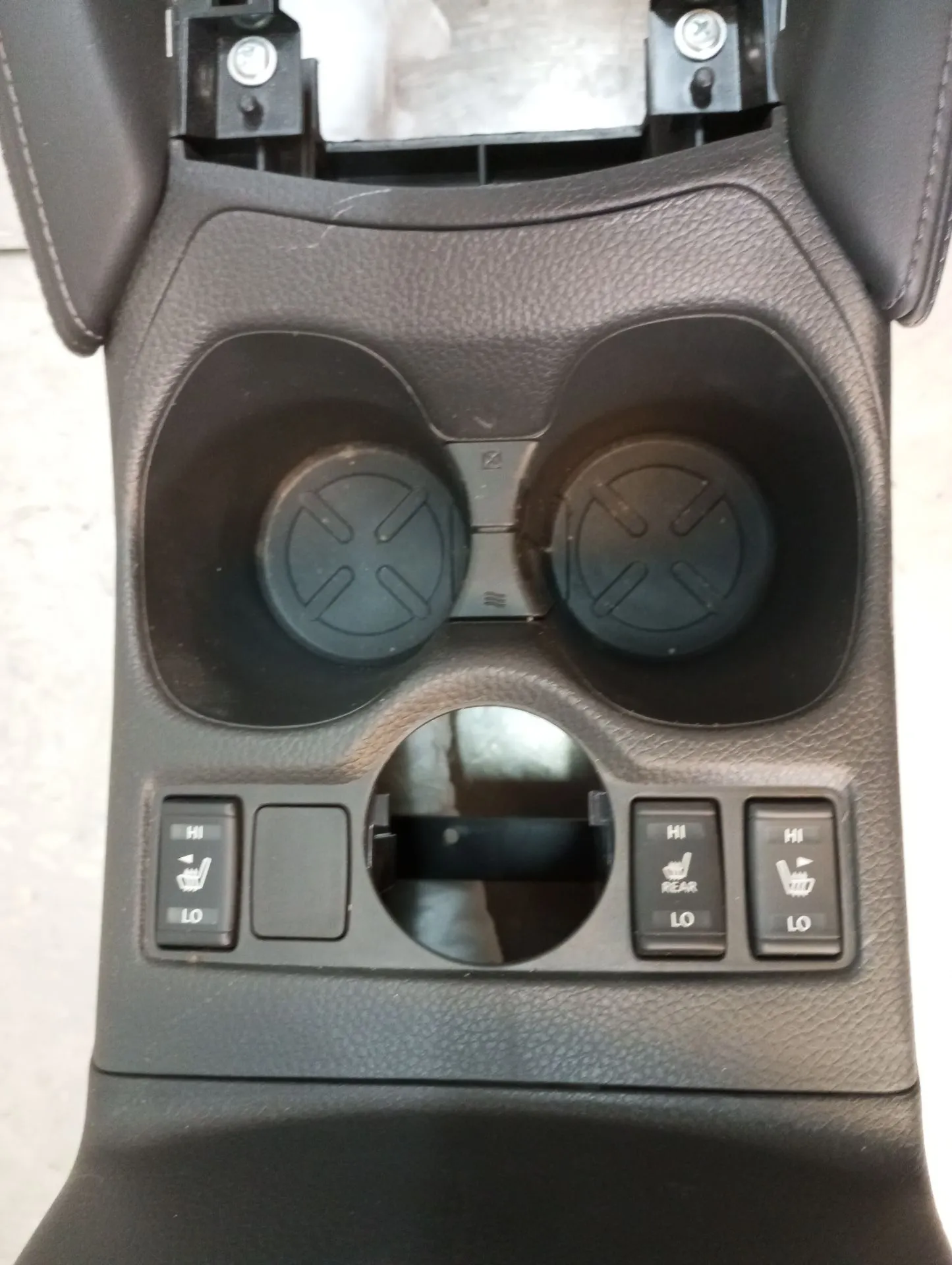 Apoyobrazos NISSAN X-Trail (T32) Imagem-7