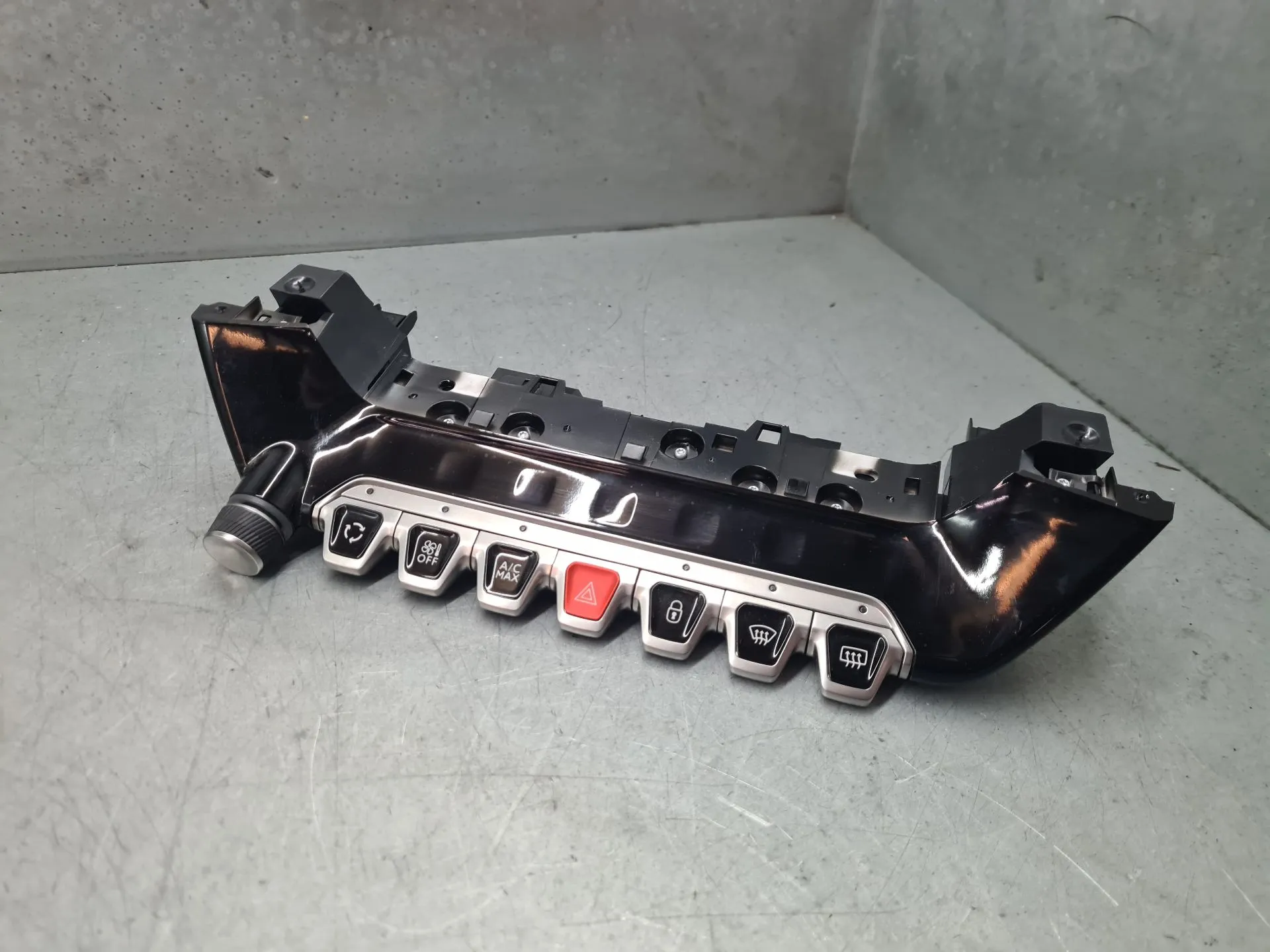 Radio control PEUGEOT 208 II Imagem-1