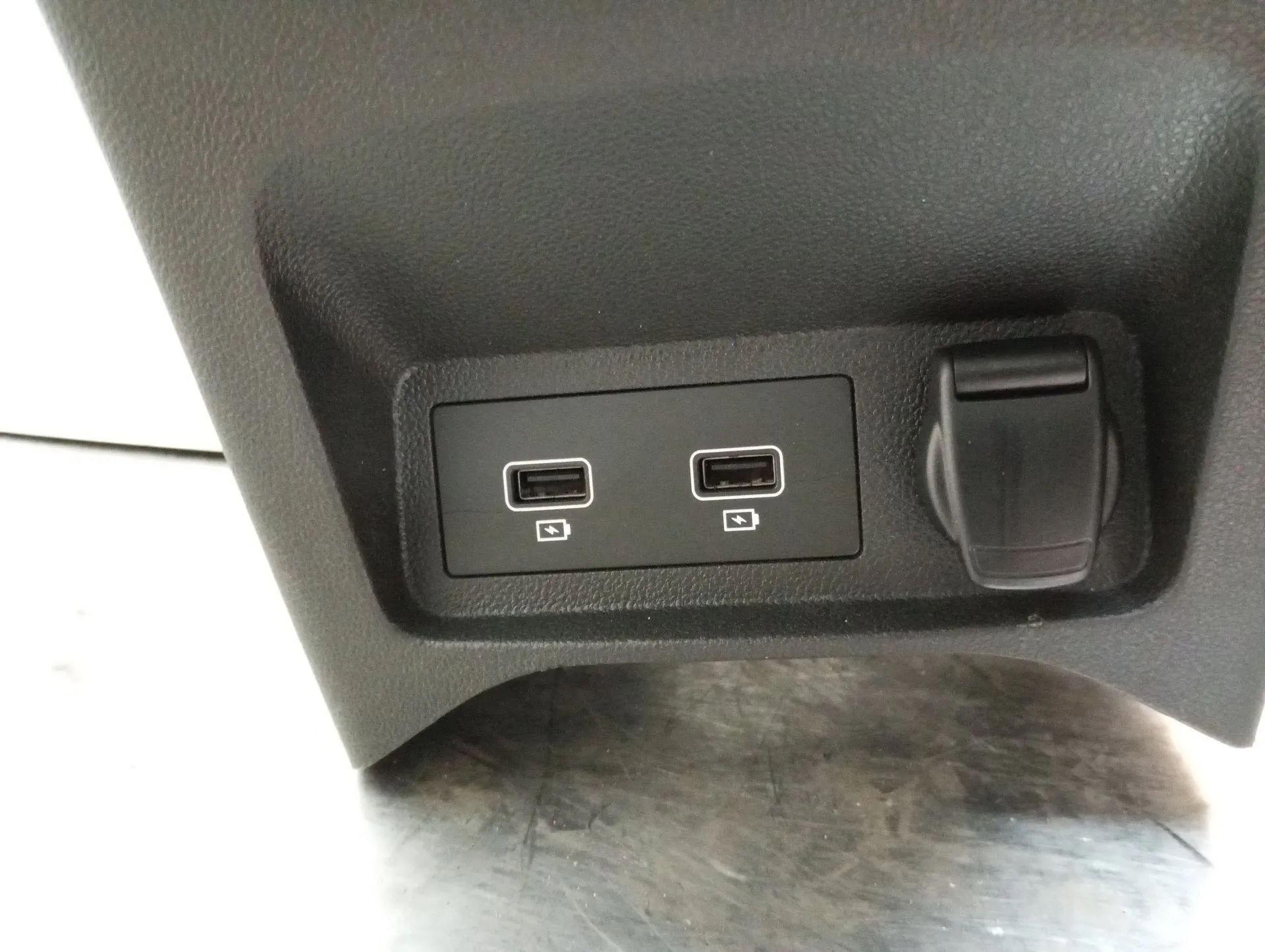 Apoio de braço RENAULT Kadjar (HA_, HL_) Imagem-7
