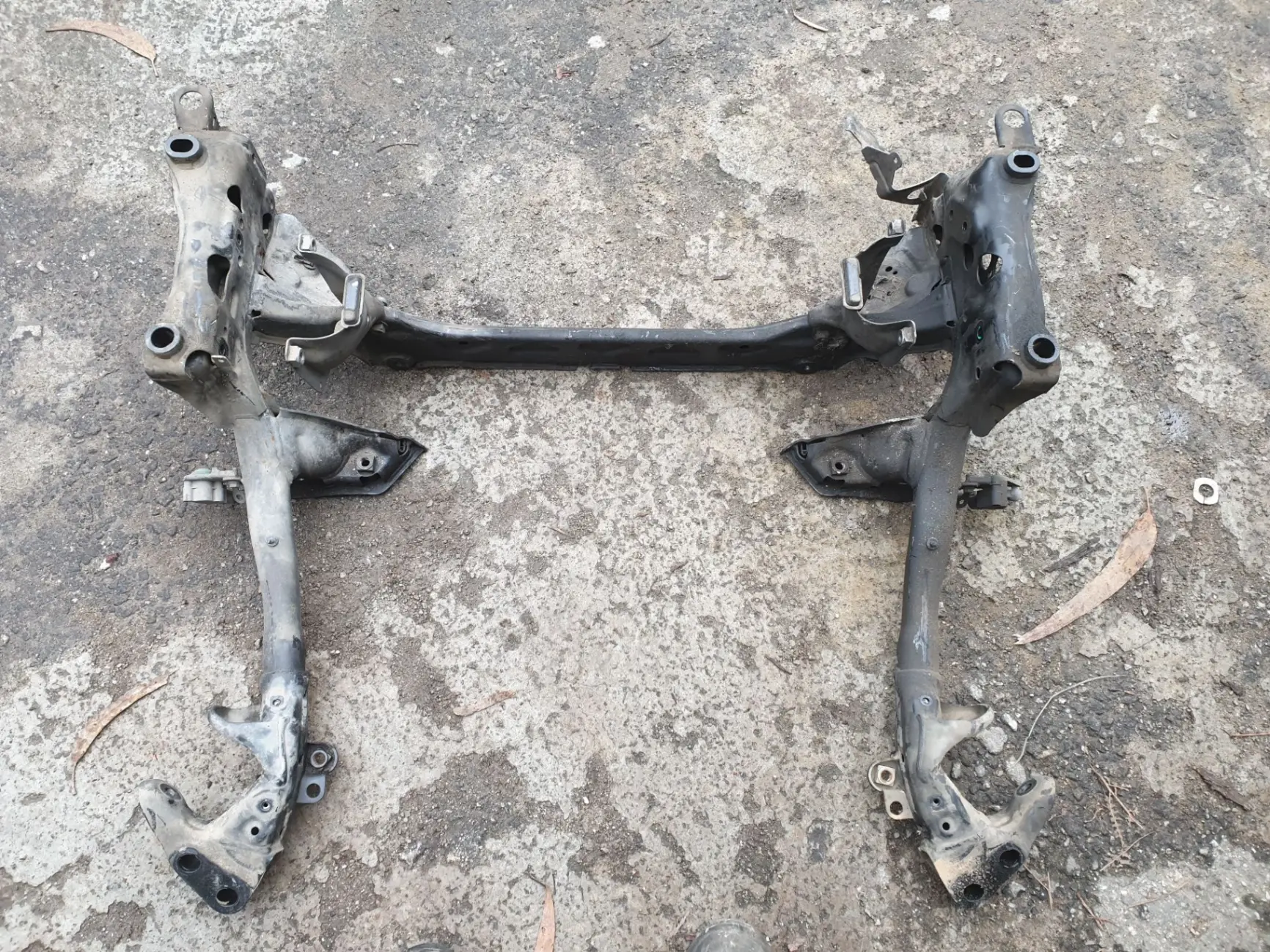 Telaio anteriore AUDI A6 Allroad (4GH, 4GJ, C7)