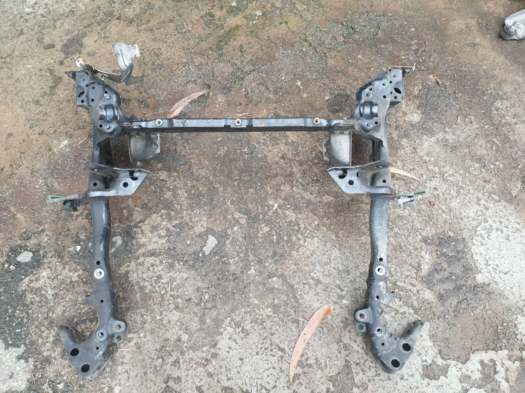 Front subframe AUDI A6 Allroad (4GH, 4GJ, C7) Imagem-1