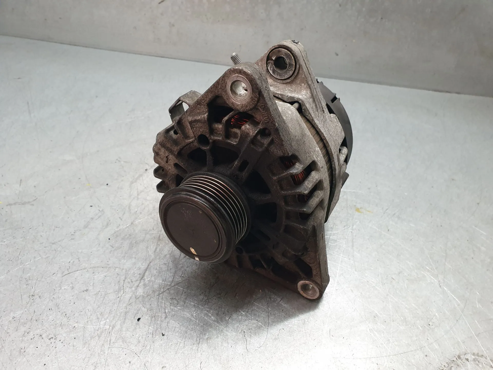 Alternador KIA Ceed (JD) Imagem-1