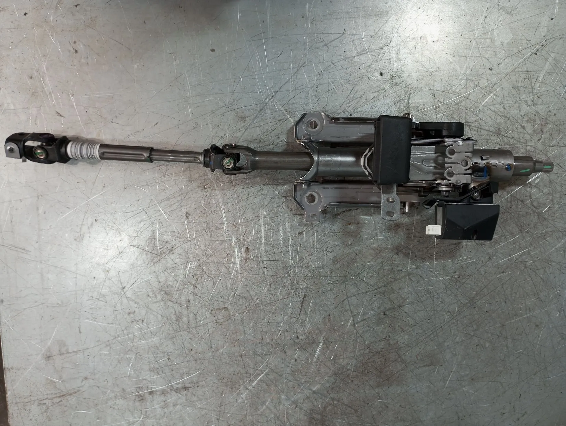 Steering column PEUGEOT 208 II Imagem-1